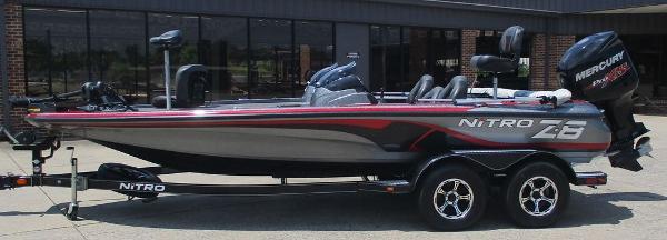2015 Nitro boat for sale, model of the boat is Z Series Z-8 & Image # 1 of 13