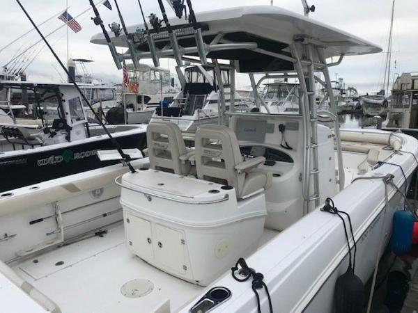 2006 Boston Whaler boat for sale, model of the boat is 320 Outrage & Image # 2 of 20