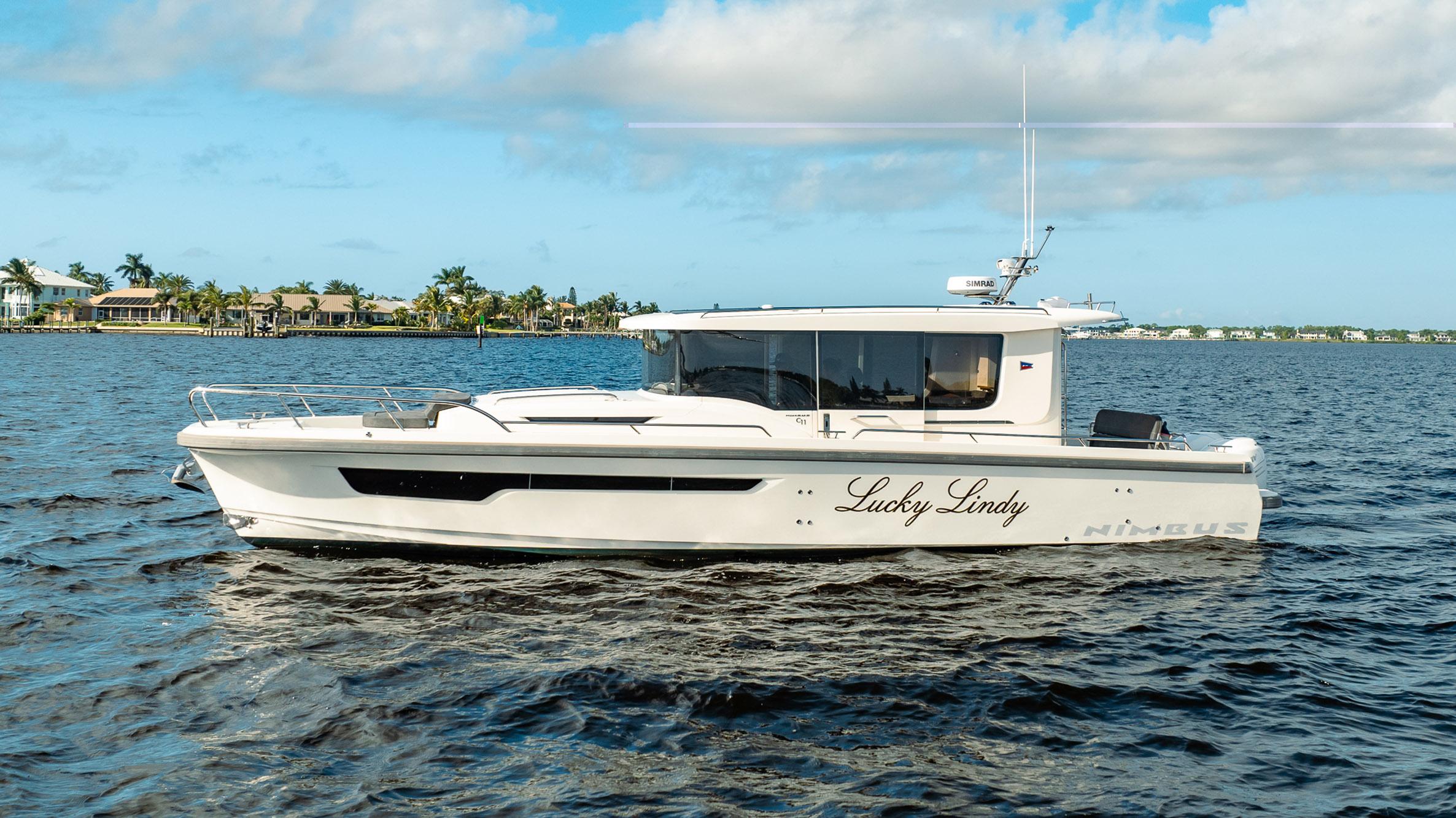 Lady Lindy Yacht Photos Pics 