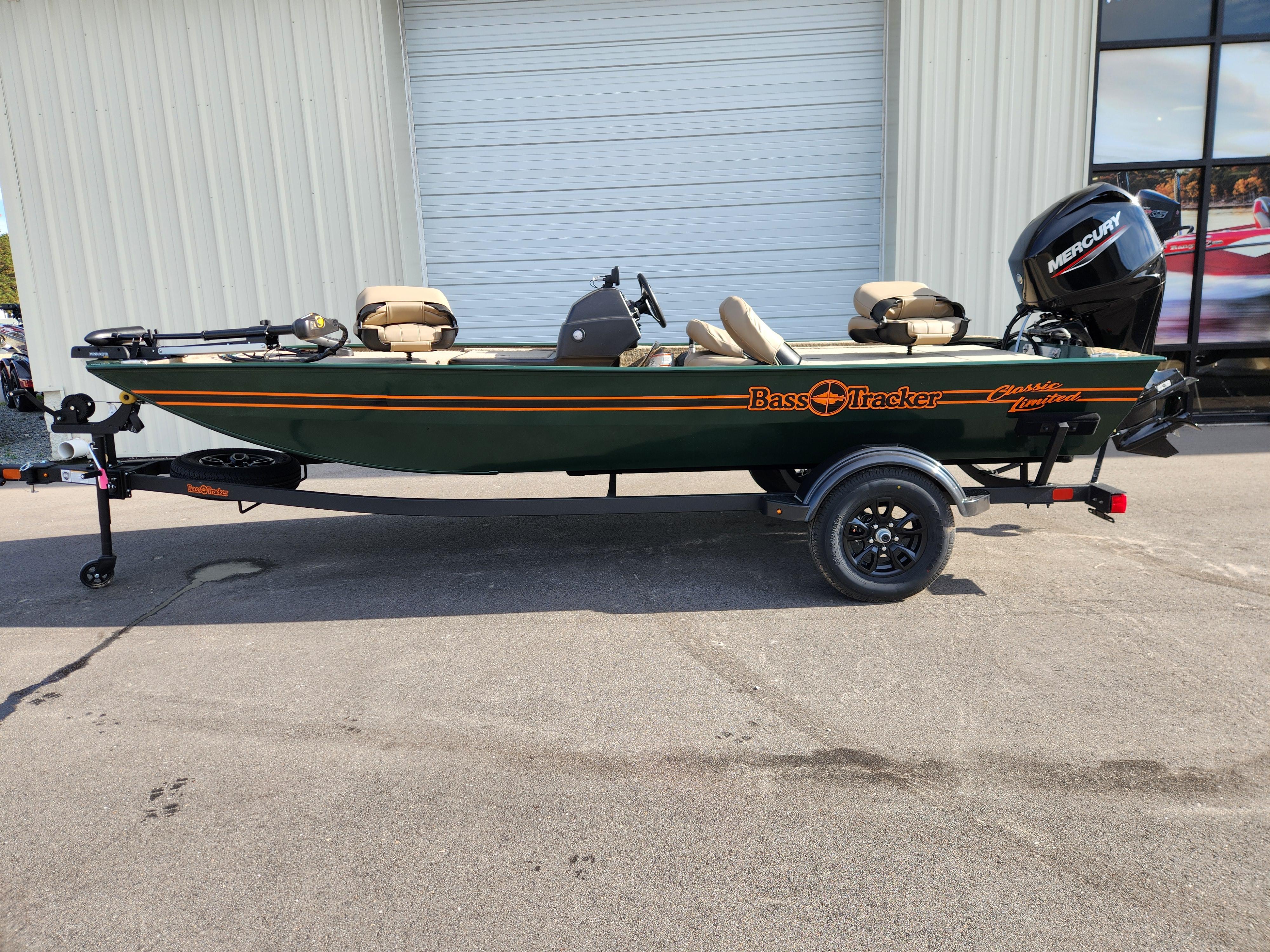 2026 Tracker Bass Tracker Classic XL Limited Smithfield, North