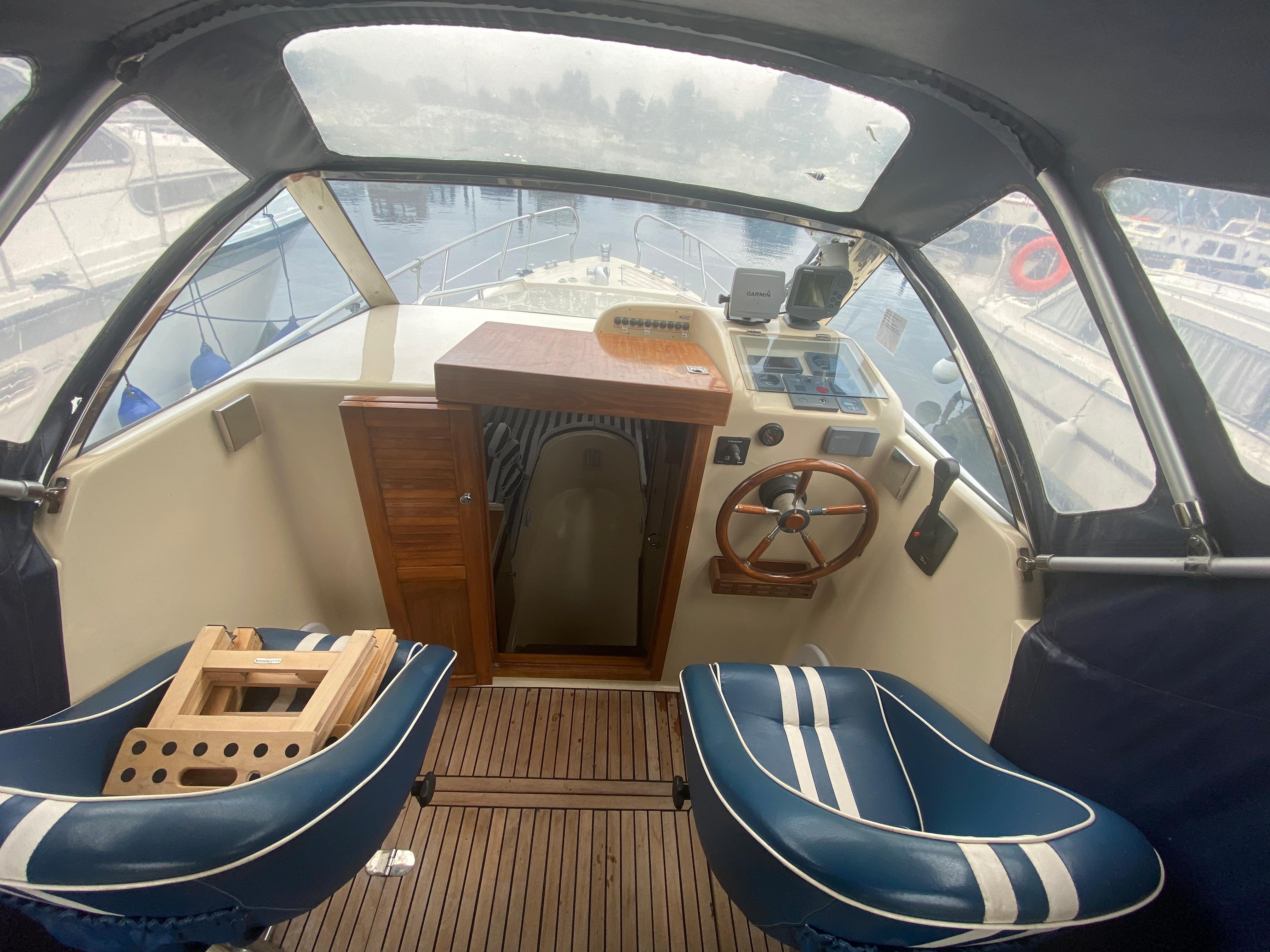 2000 Antaris Cabinato 750