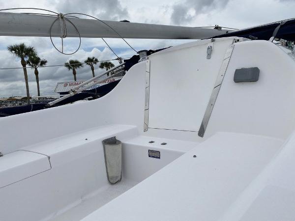 2016 Catalina Yachts boat for sale, model of the boat is 22 & Image # 6 of 8
