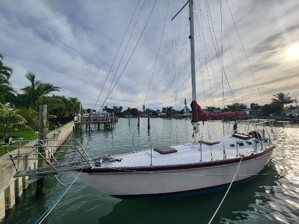 46' Morgan, Listing Number 100912538, Image No. 3