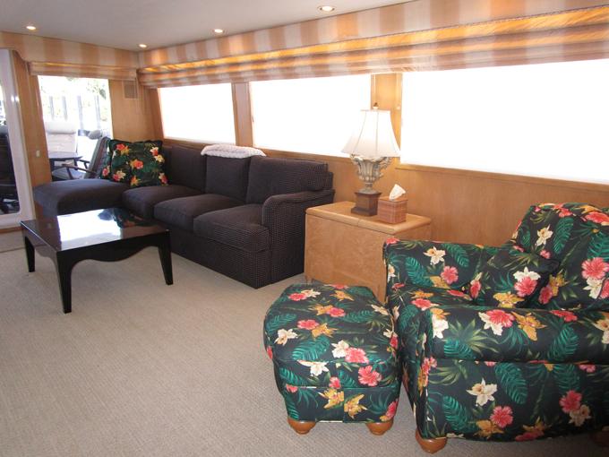 Salon to Port