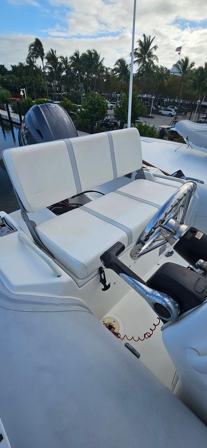 14' Nautica Helm Seat