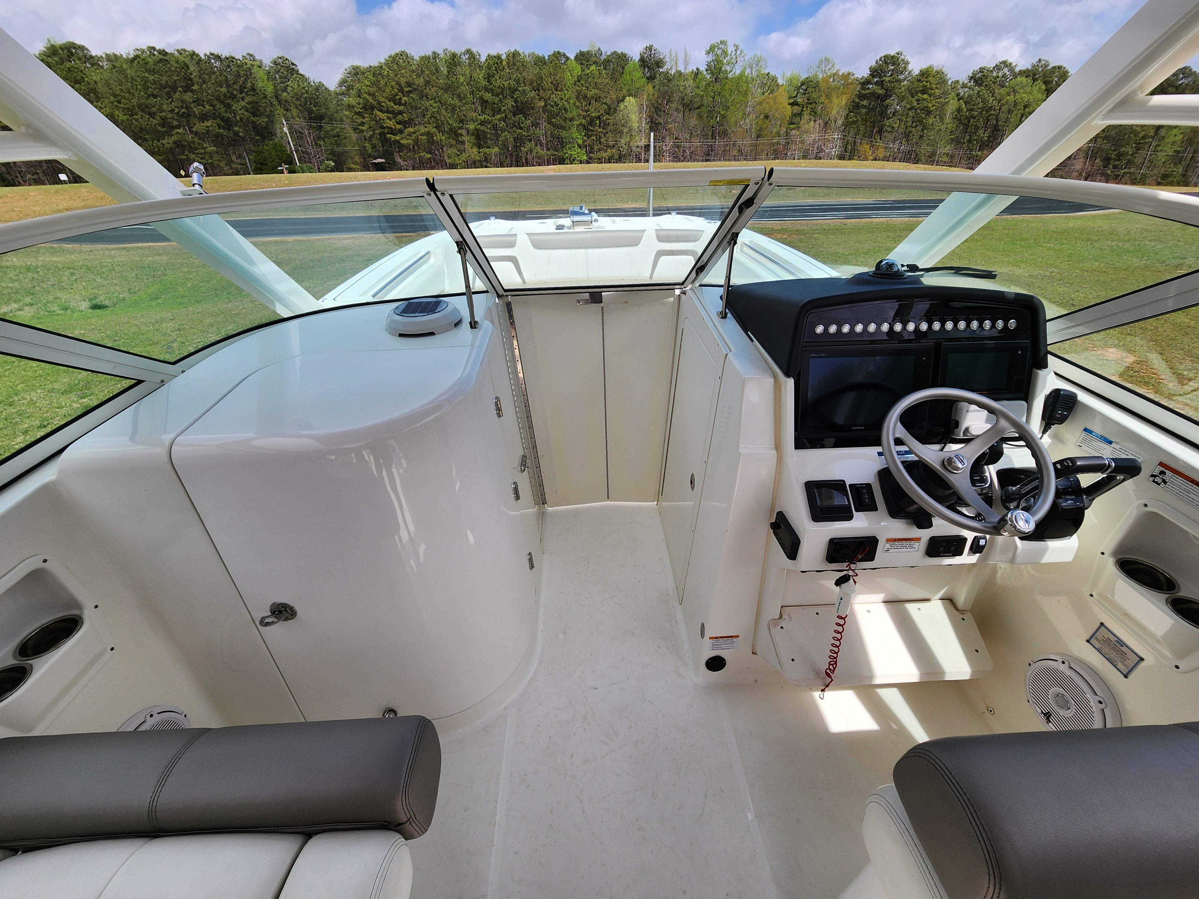 2019-world-cat-296dc-power-9775639-20250429113348712-1_XLARGE