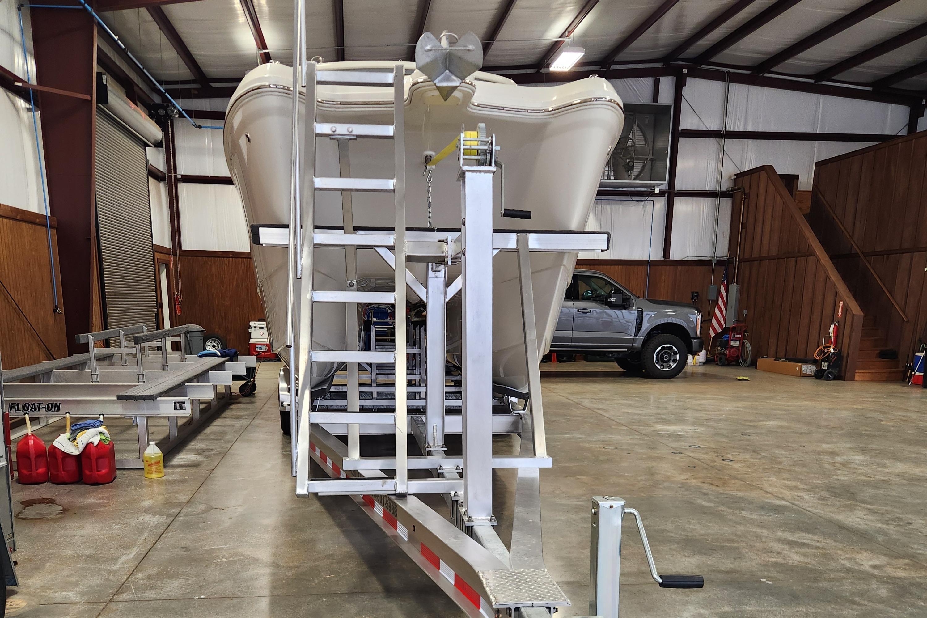 2019-world-cat-296dc-power-9775639-20250429113600333-1_XLARGE