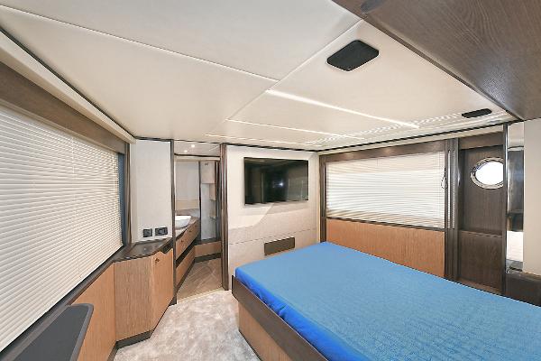 52' Absolute, Listing Number 100896783, - Photo No. 41