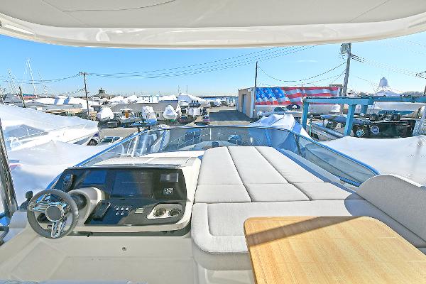 52' Absolute, Listing Number 100896783, Image No. 14