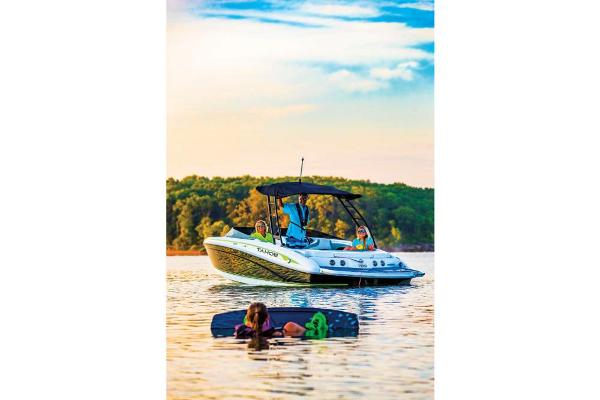 2019 Tahoe boat for sale, model of the boat is 700 & Image # 13 of 70