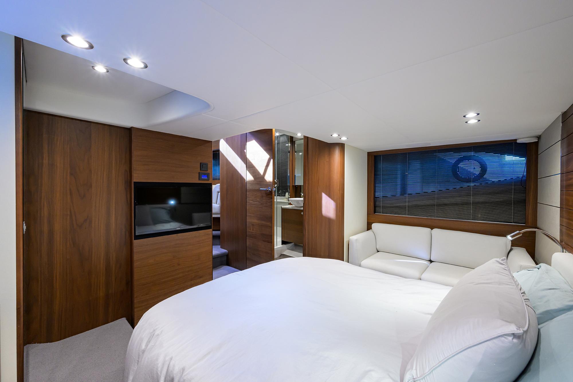 Princess V50 TraSeas - Master Stateroom, Berth & TV