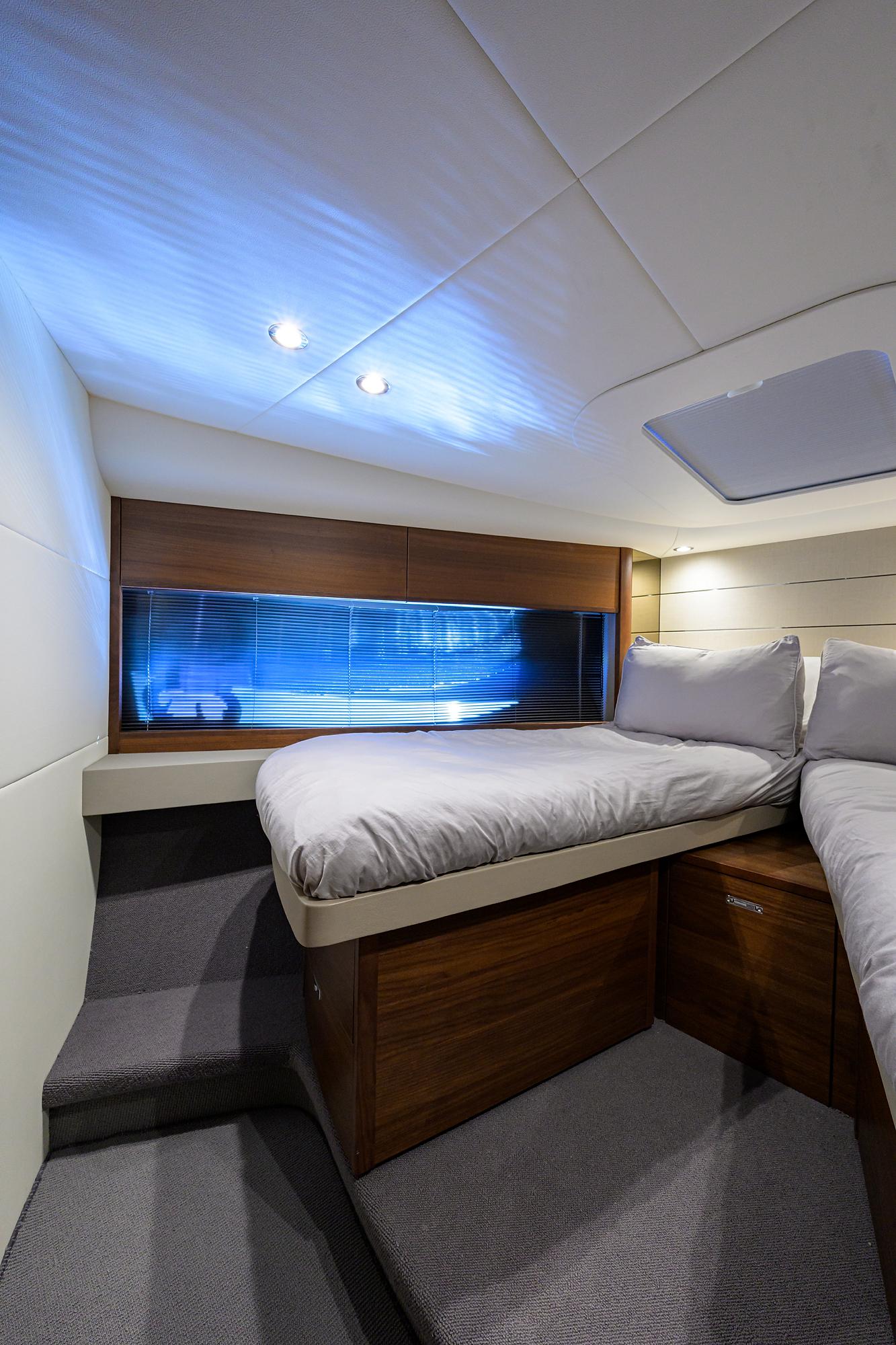 Princess V50 TraSeas - Forward Stateroom