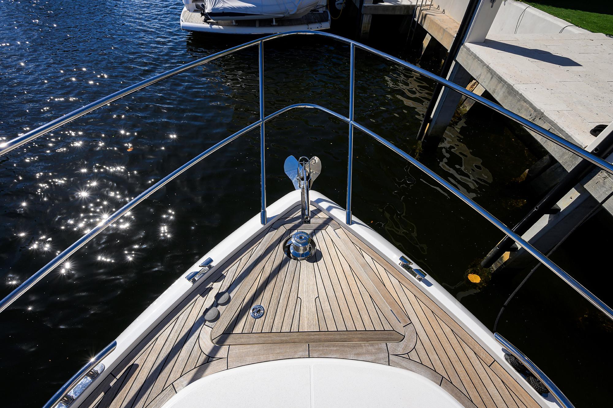 Princess V50 TraSeas - Bow