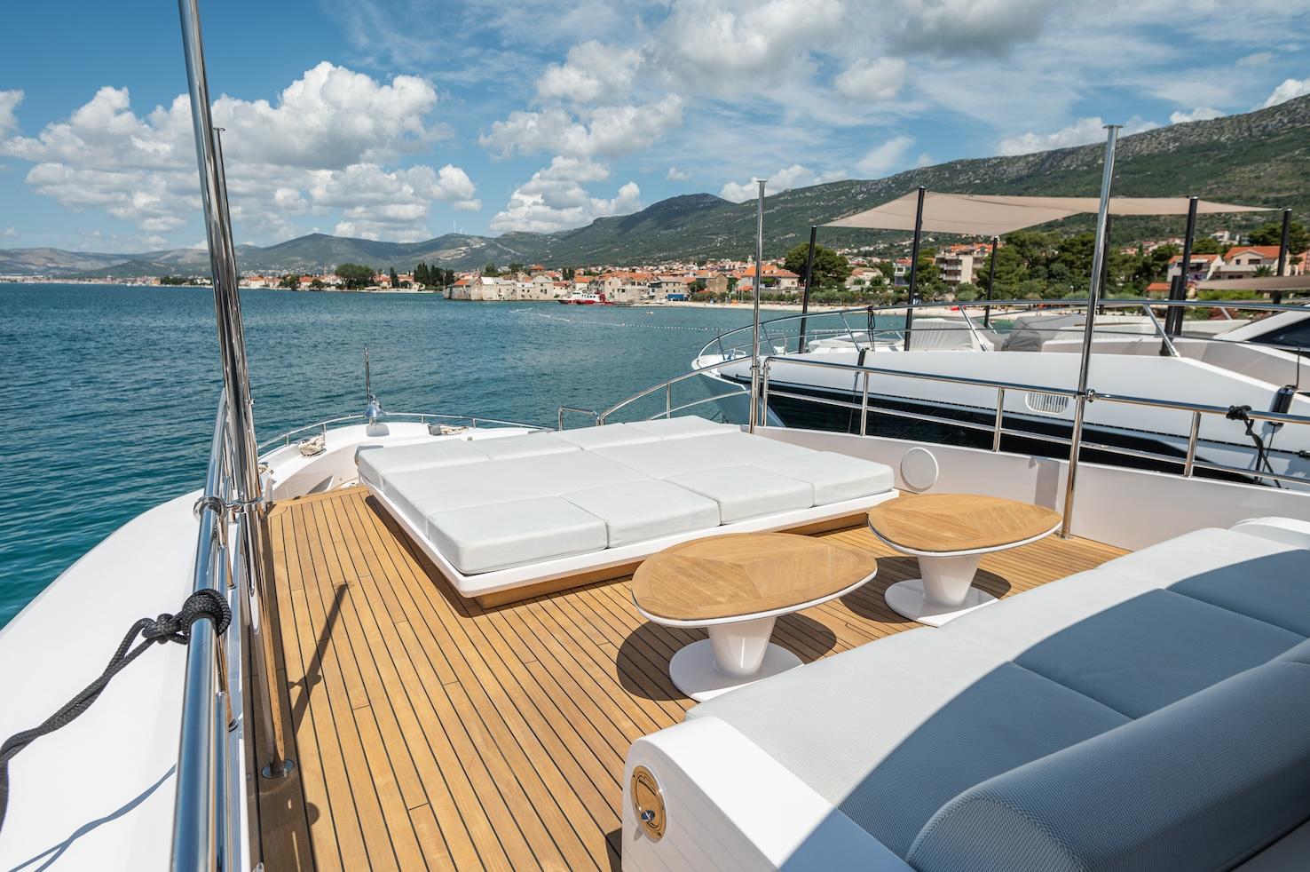 2019 Benetti 94 