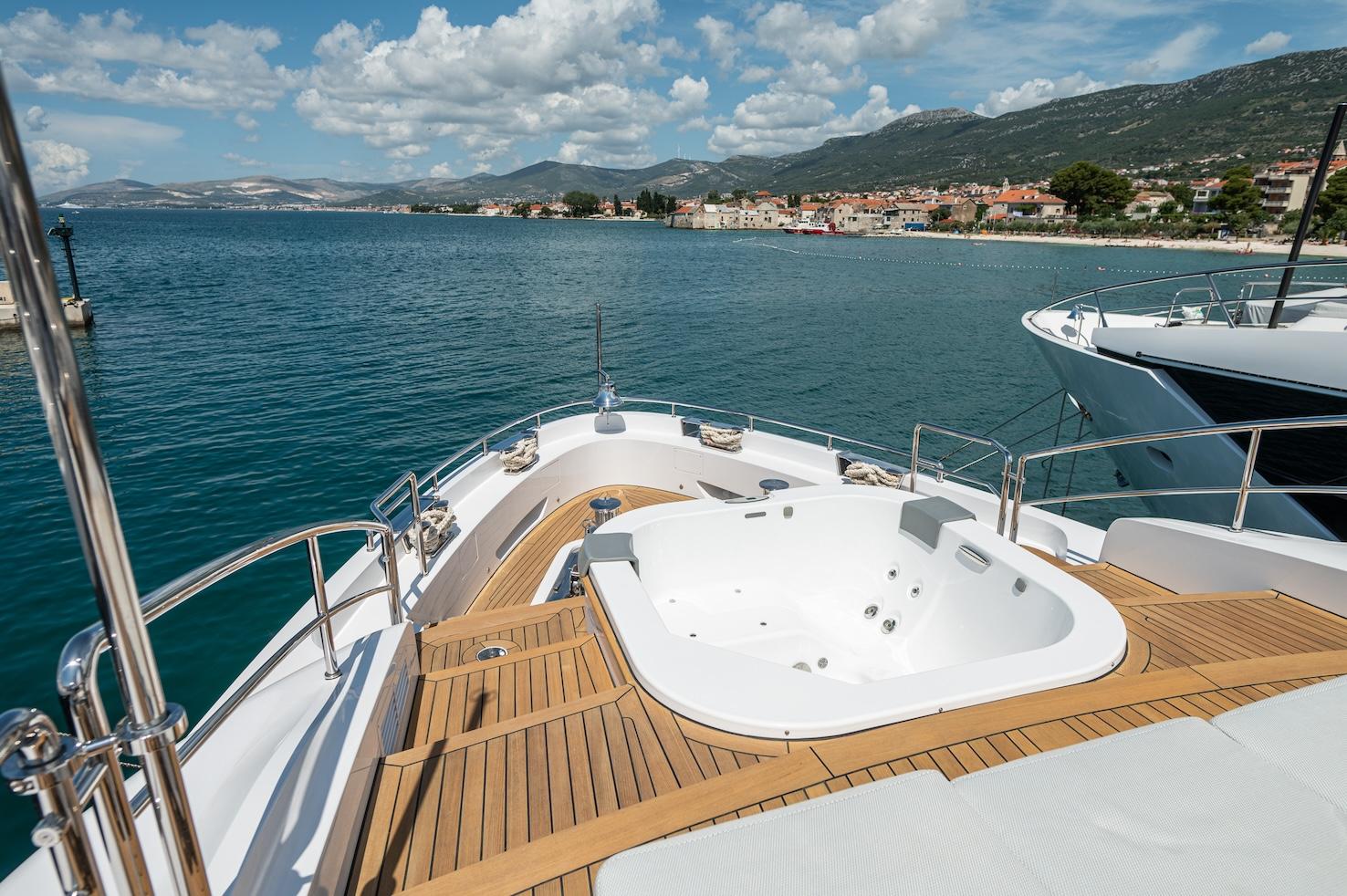 2019 Benetti 94 