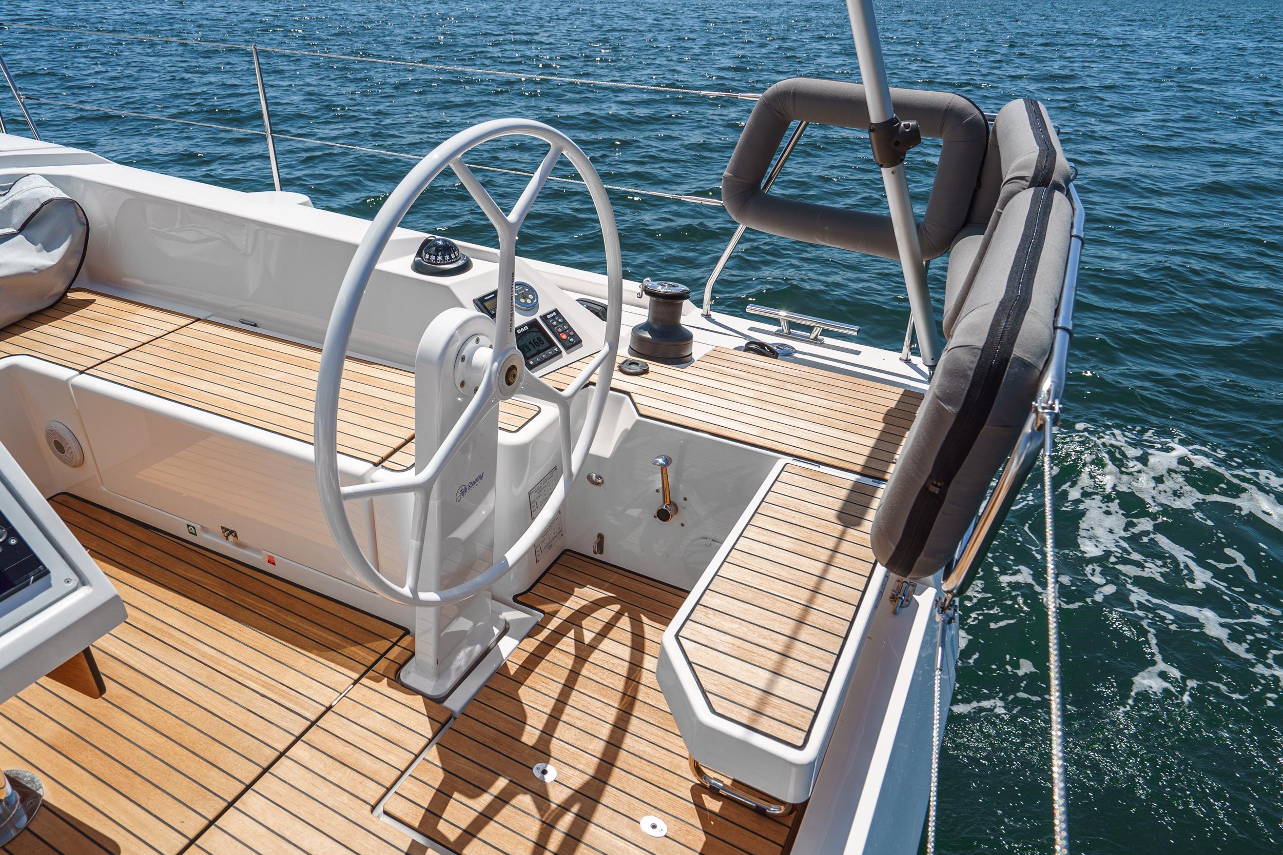 Image [24] of 2023 Bavaria C42