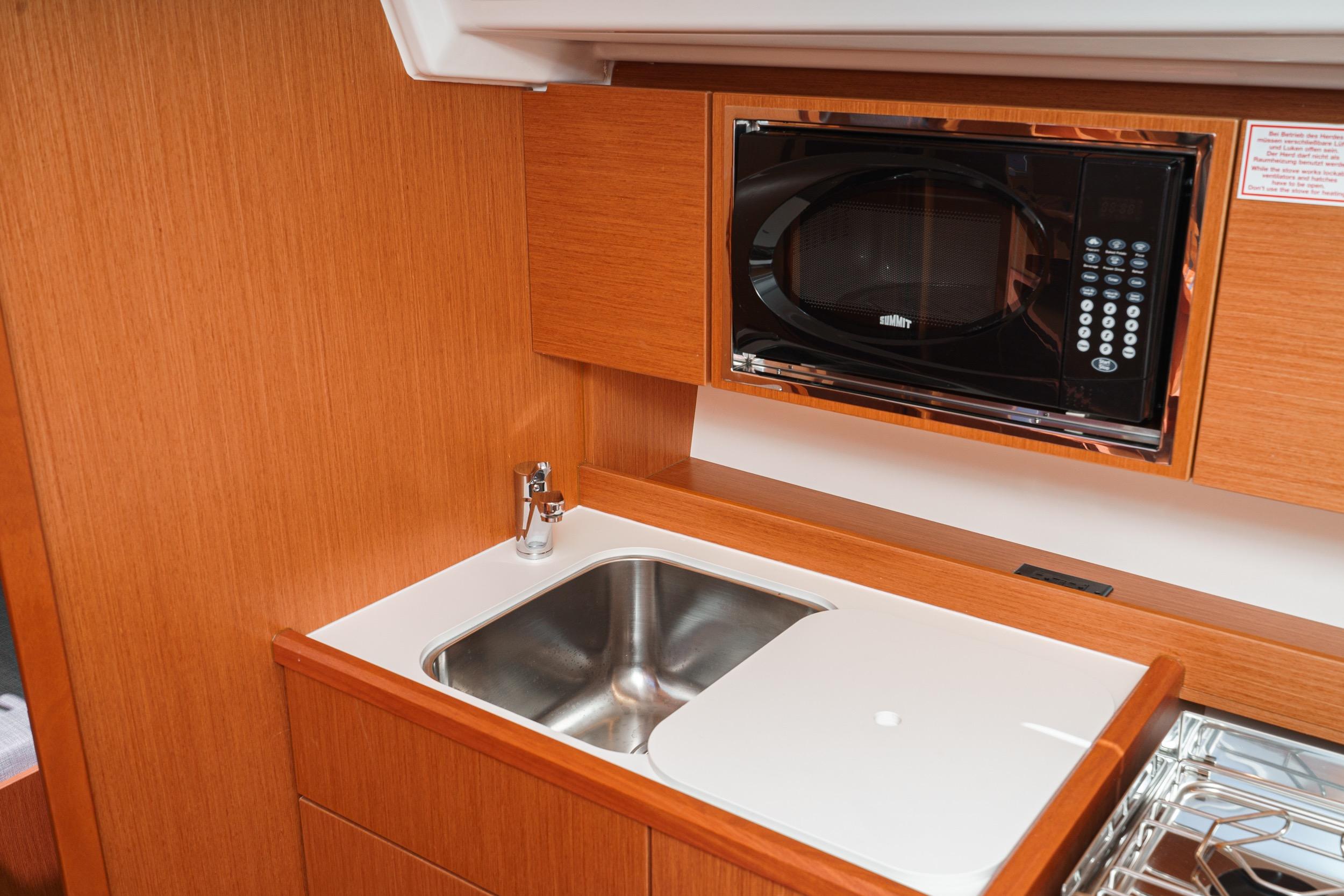 Image [41] of 2023 Bavaria C42