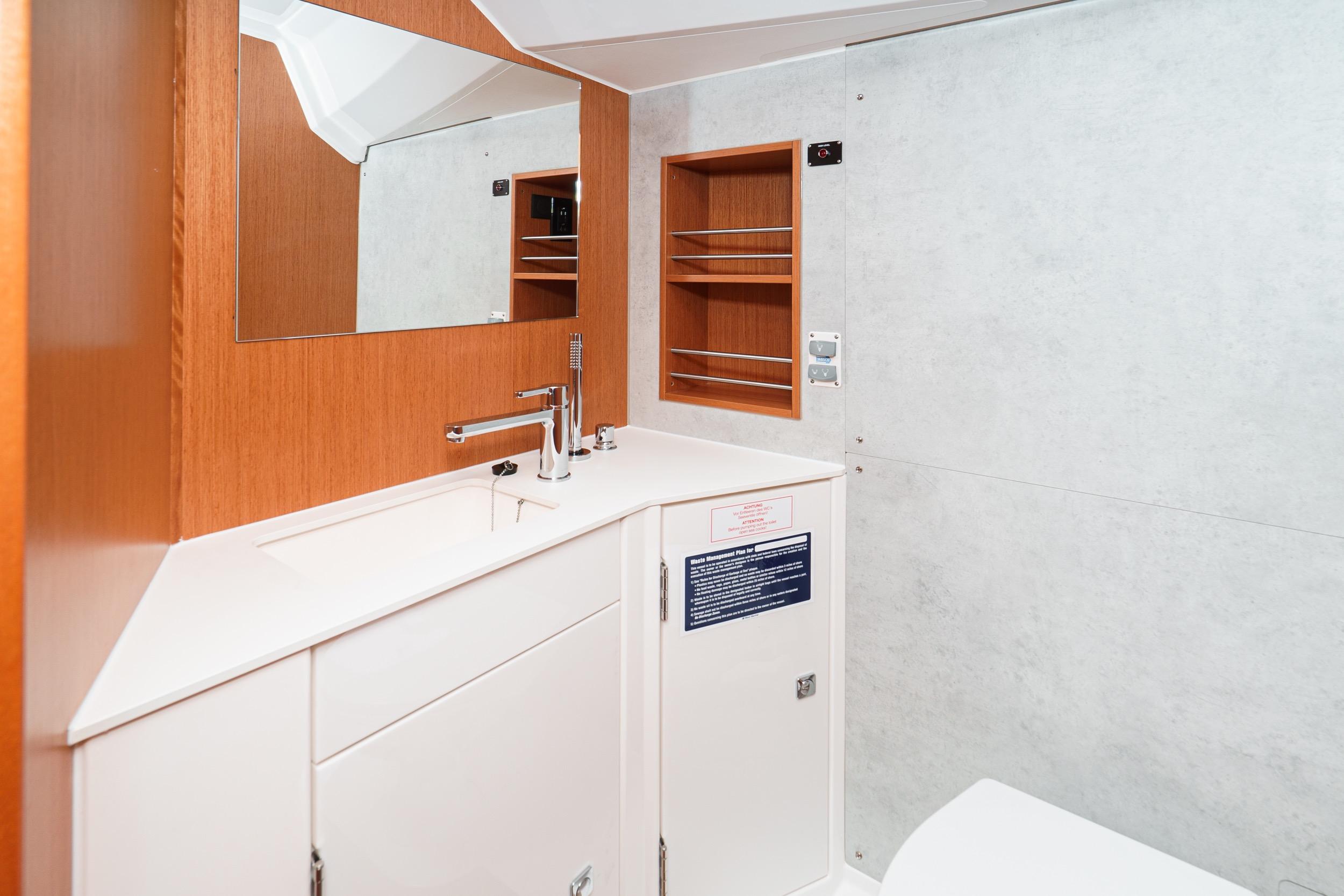 Image [45] of 2023 Bavaria C42