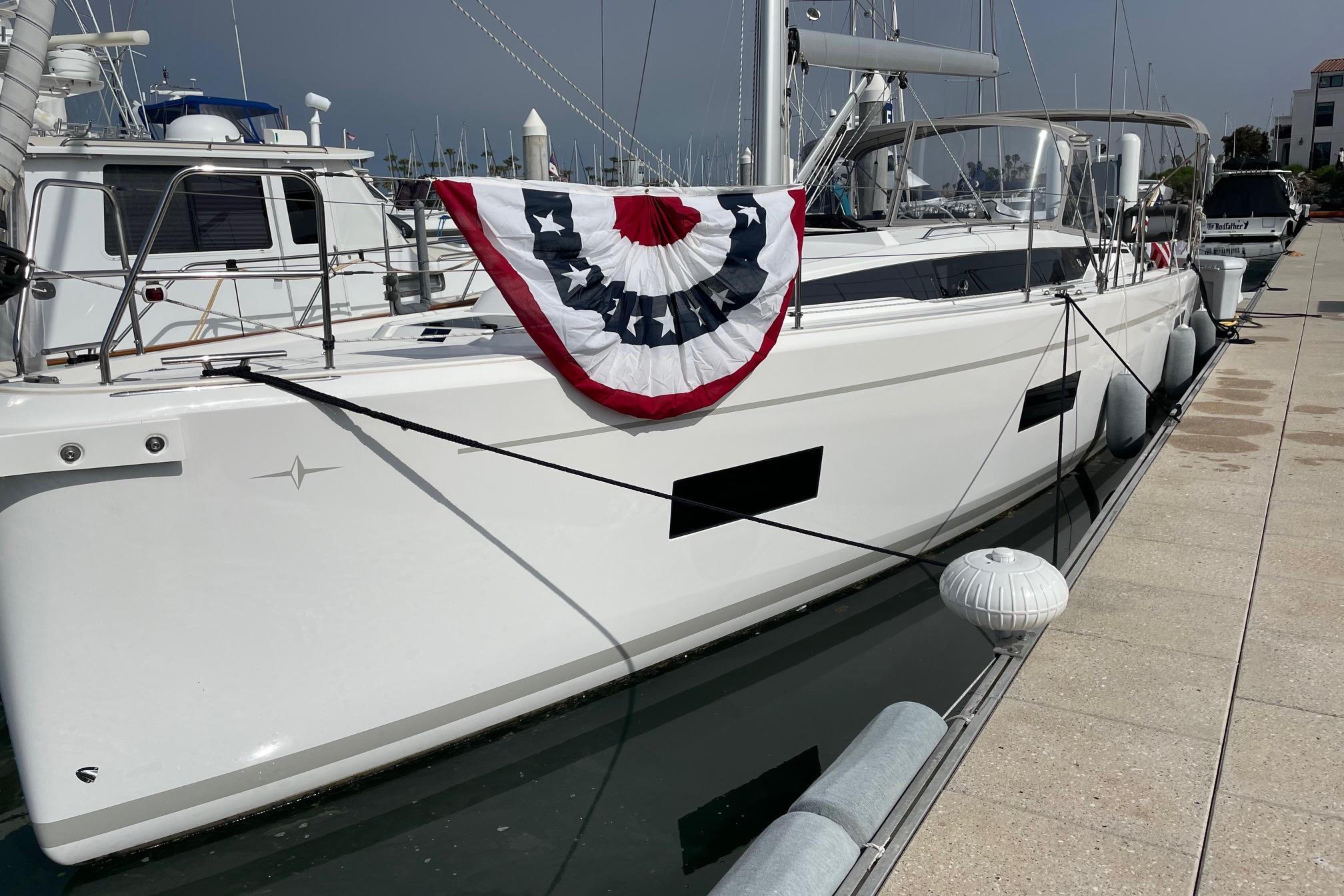 Image [1] of 2023 Bavaria C42