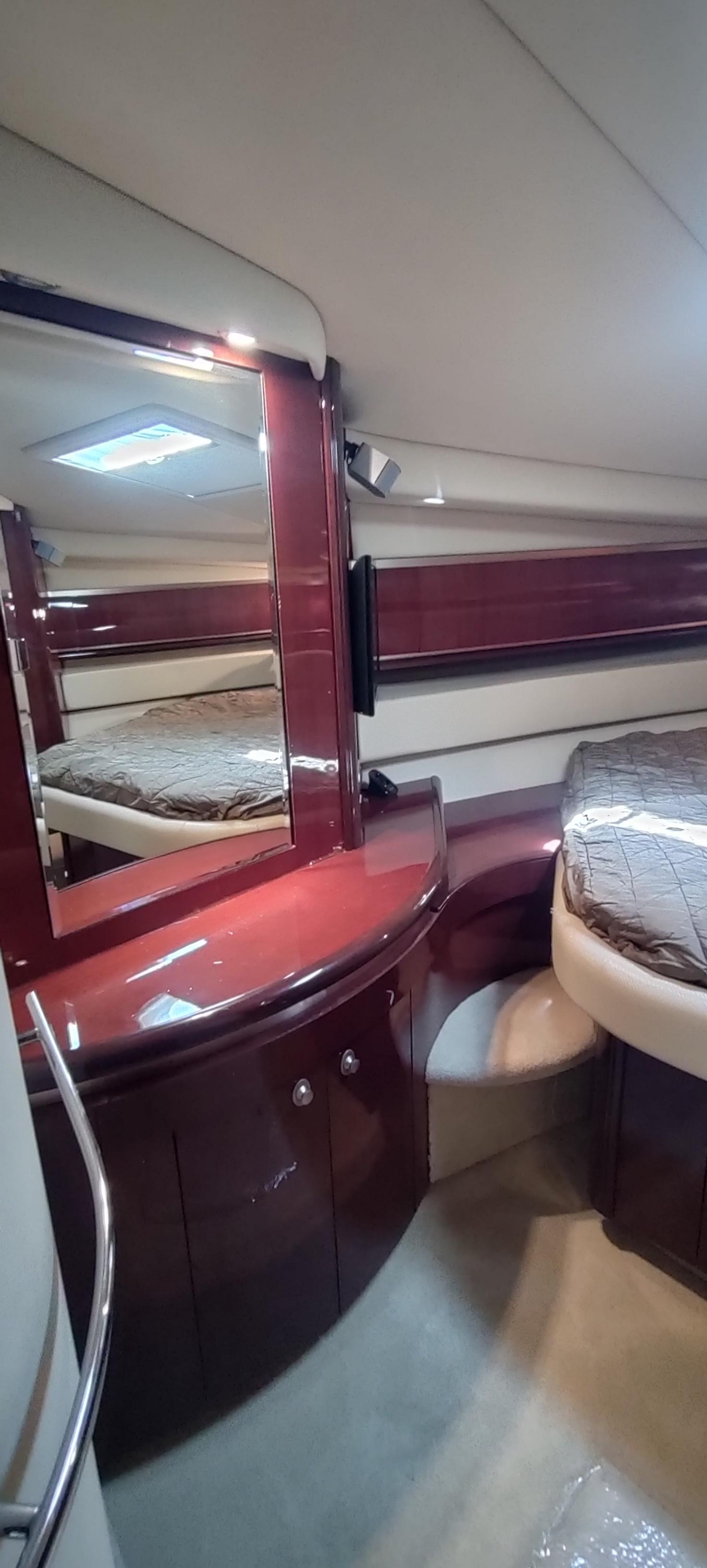 2007 Sea Ray 52 Sundancer #TBBJSR52 inventory image at Sun Country Yachts, South Lake Union (Seattle) 2007 Sea Ray 52 Sundancer #TBBJSR52 inventory image at Sun Country Yachts, South Lake Union (Seattle)