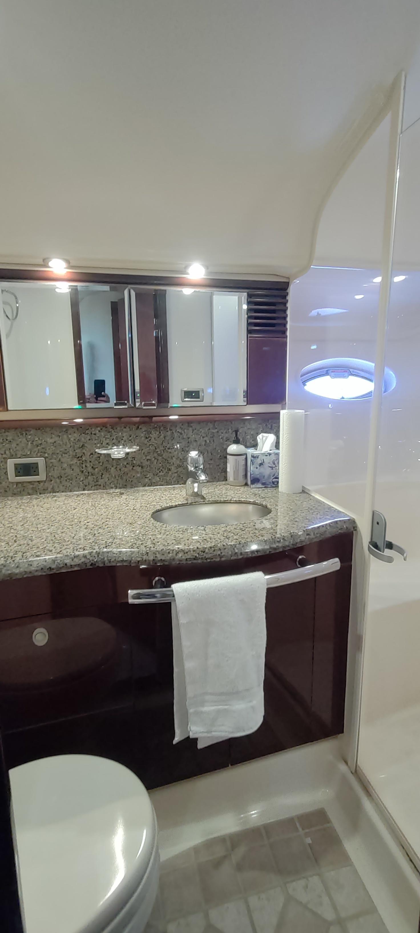 2007 Sea Ray 52 Sundancer #TBBJSR52 inventory image at Sun Country Yachts, South Lake Union (Seattle) 2007 Sea Ray 52 Sundancer #TBBJSR52 inventory image at Sun Country Yachts, South Lake Union (Seattle)