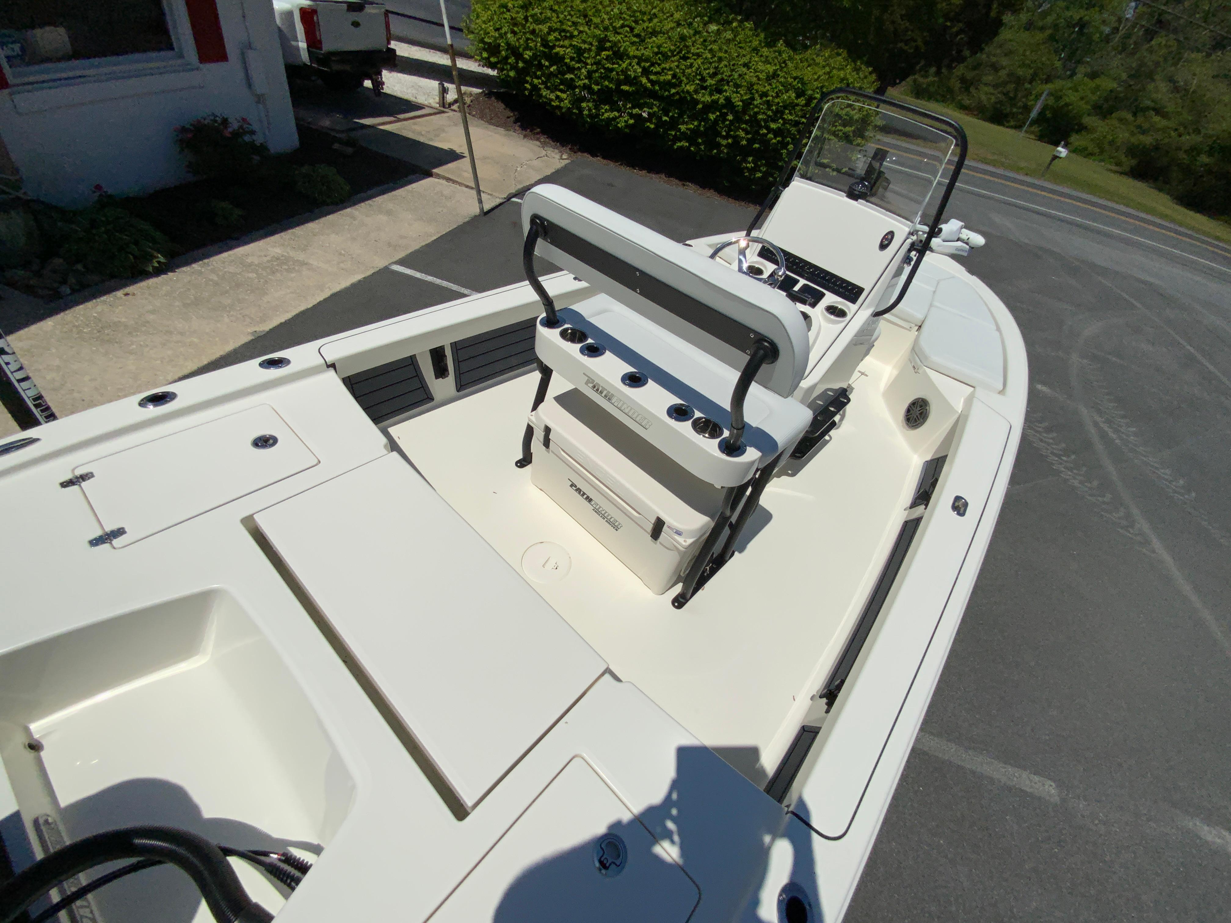 2025 Pathfinder 2200 TRS-11