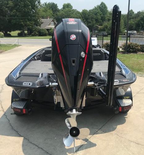 2020 Phoenix boat for sale, model of the boat is 919 ProXP & Image # 3 of 14