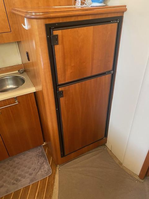2003-cruisers-yachts-3750-motoryacht-power-9805682-20250602135243980-1_XLARGE