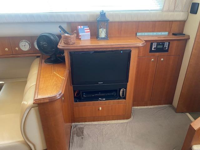 2003-cruisers-yachts-3750-motoryacht-power-9805682-20250602135249909-1_XLARGE