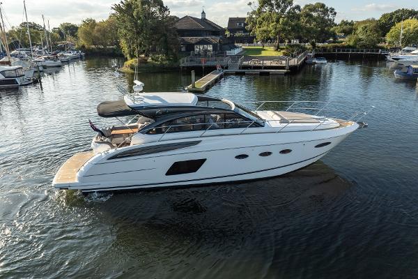 Princess Motor Yacht Sales - Used Princess V48