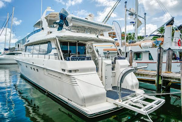 Photo of 1994 Lazzara 76'