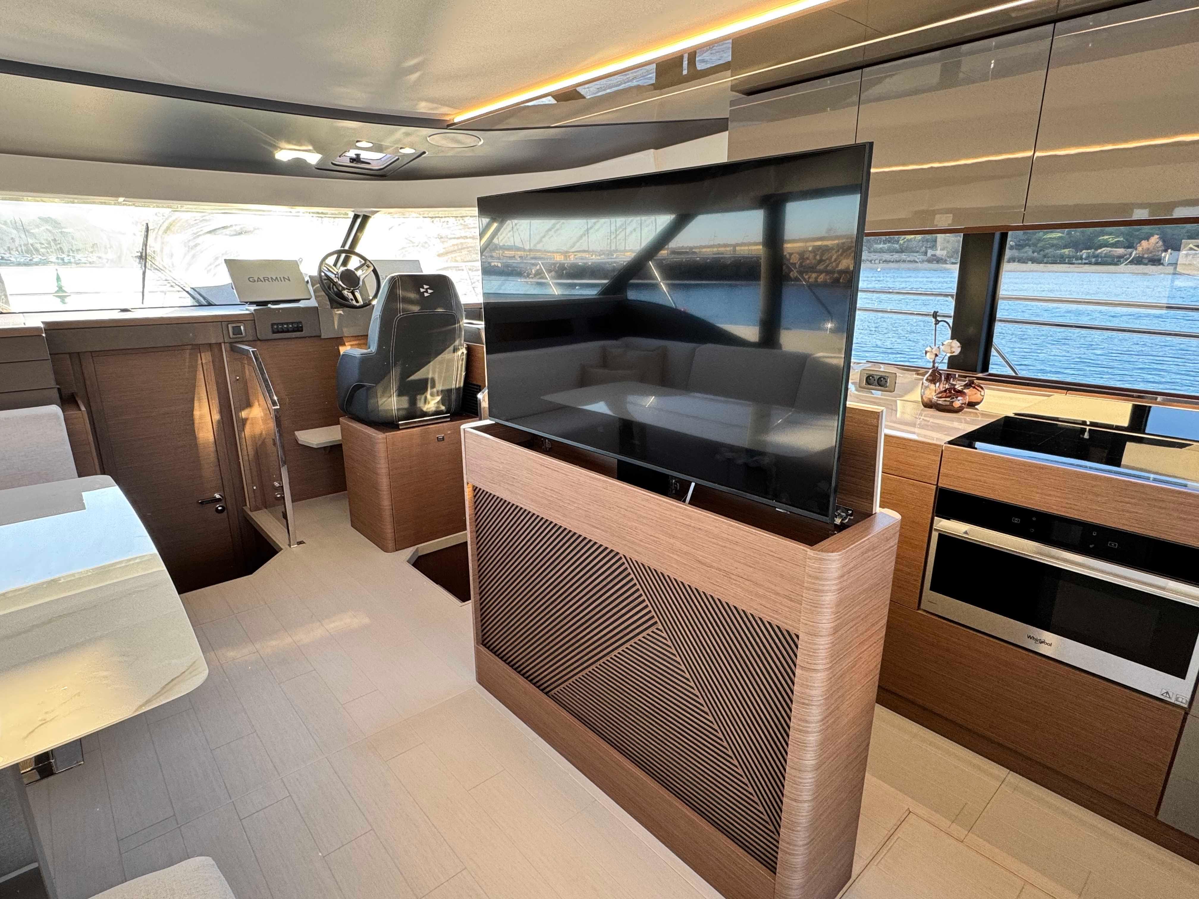 Prestige M48