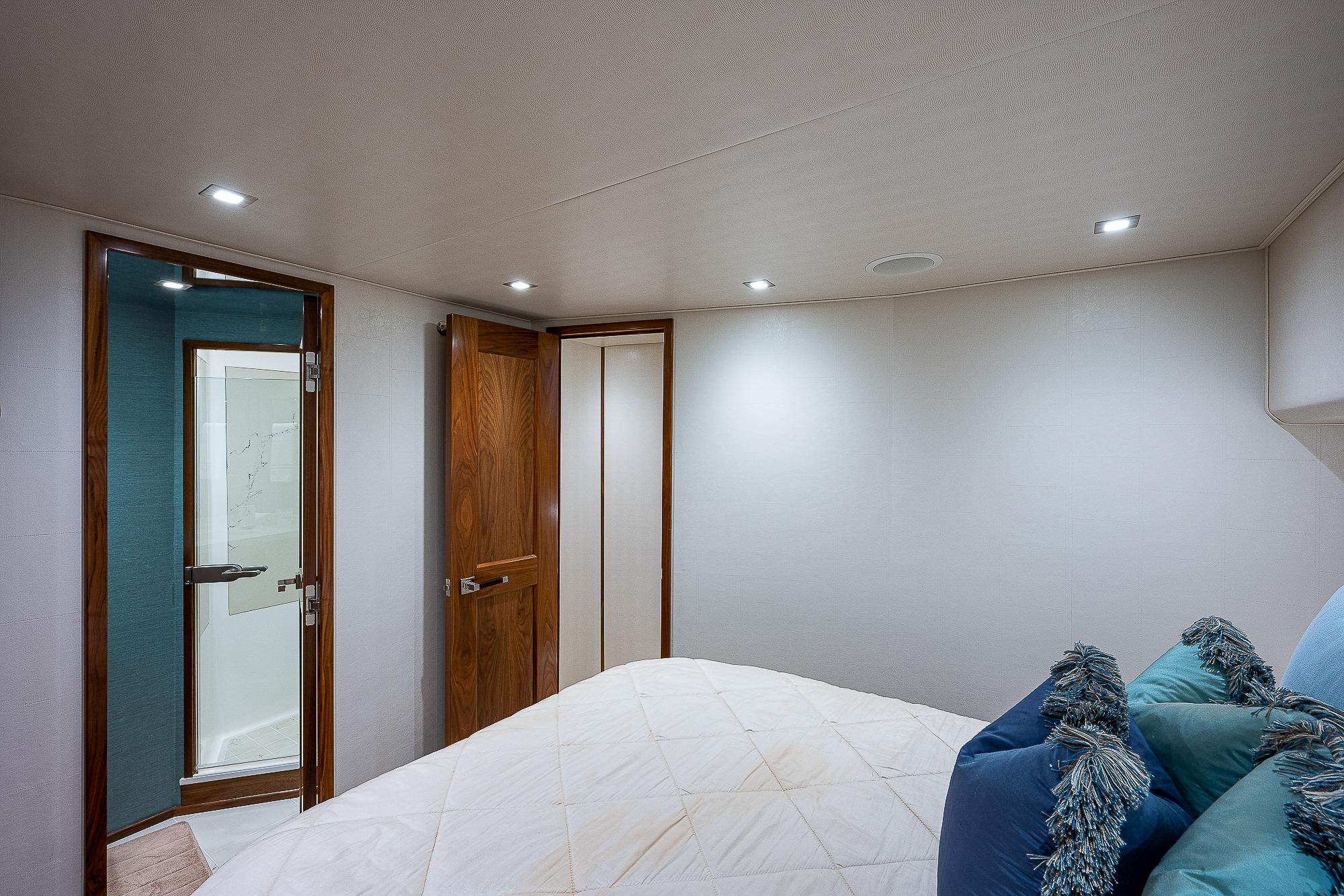 Viking 75 - Port Guest Stateroom