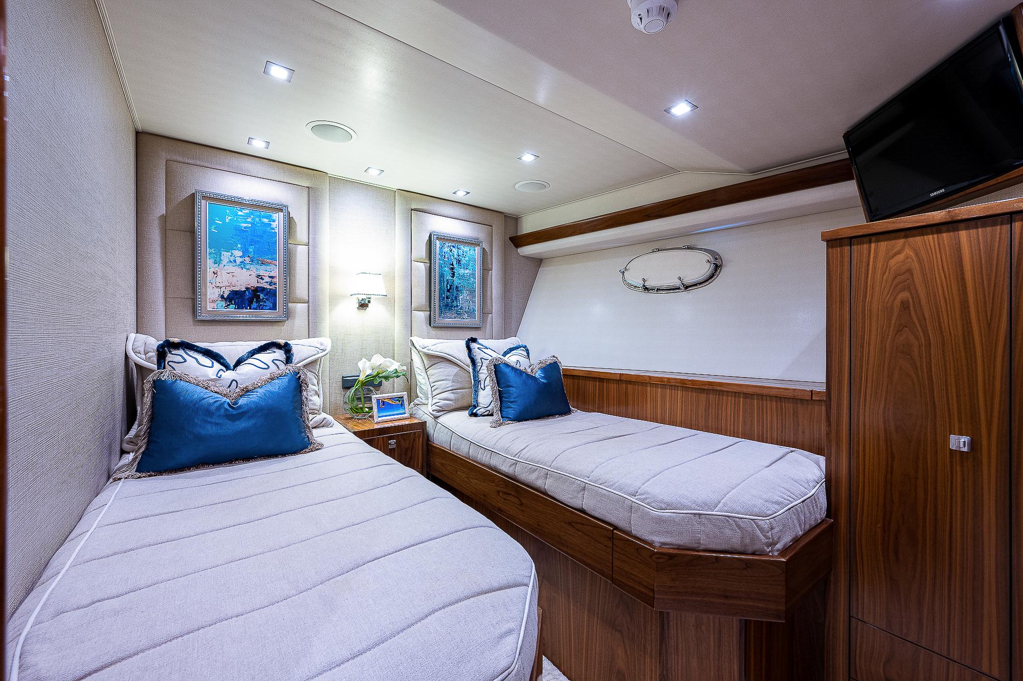 Viking 75 KALEEN - Starboard Guest Stateroom