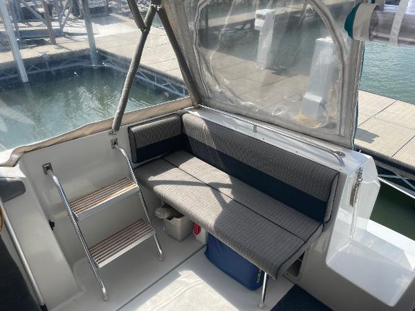 32' Chris-Craft, Listing Number 100916599, Image No. 11