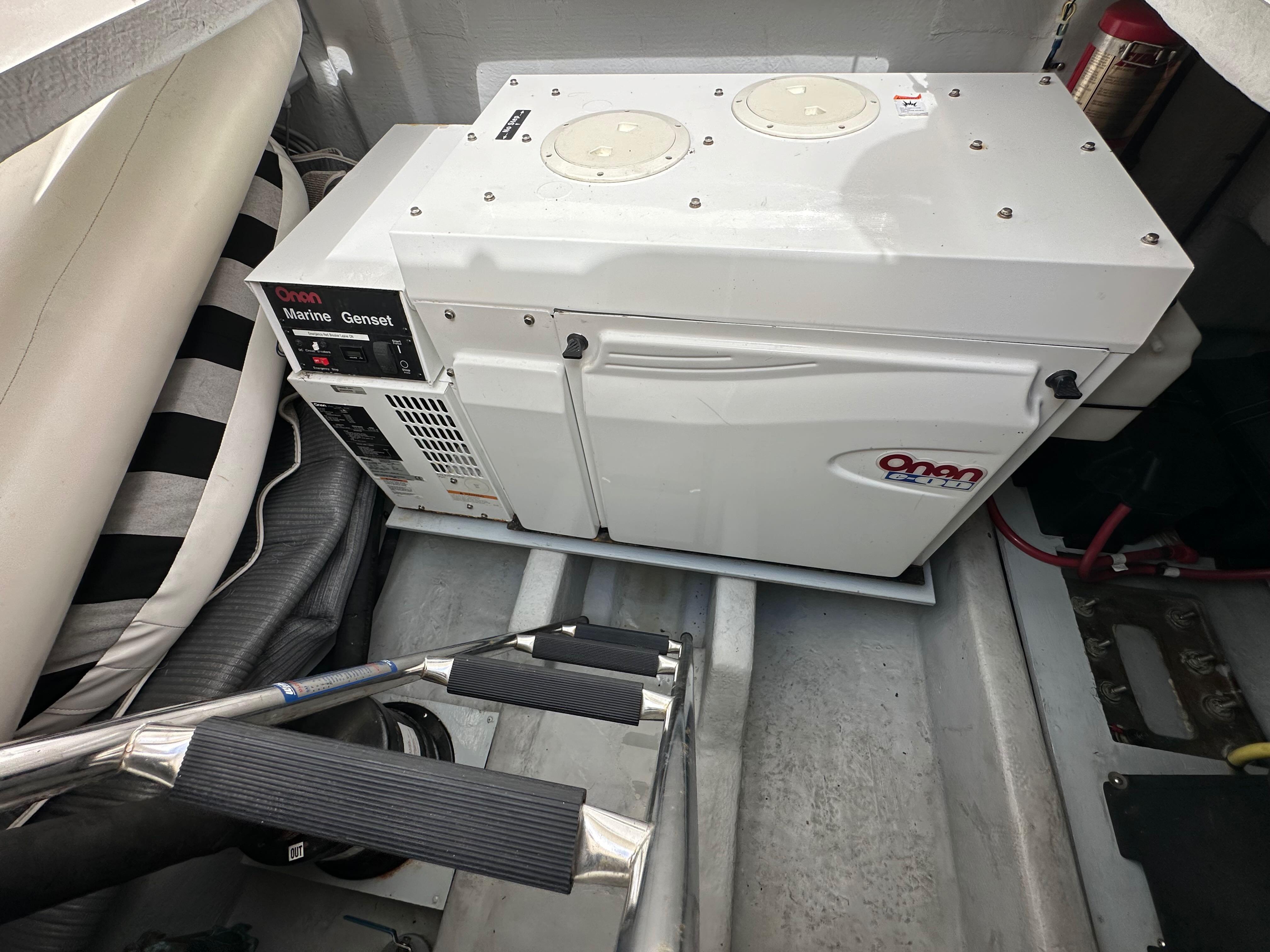 2004-meridian-580-pilothouse-power-9755701-20250411174023992-1_XLARGE