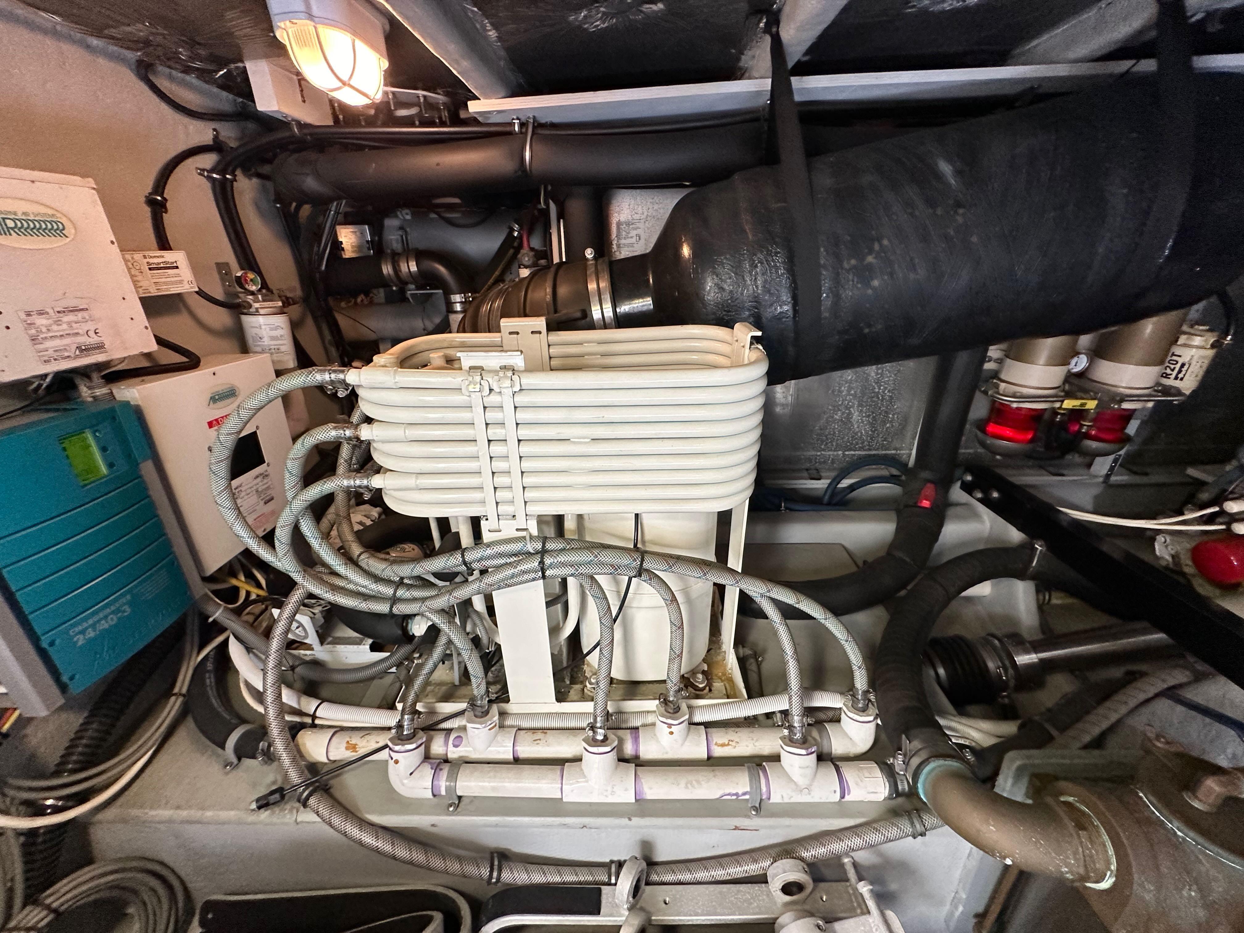 2004-meridian-580-pilothouse-power-9755701-20250411174053211-1_XLARGE