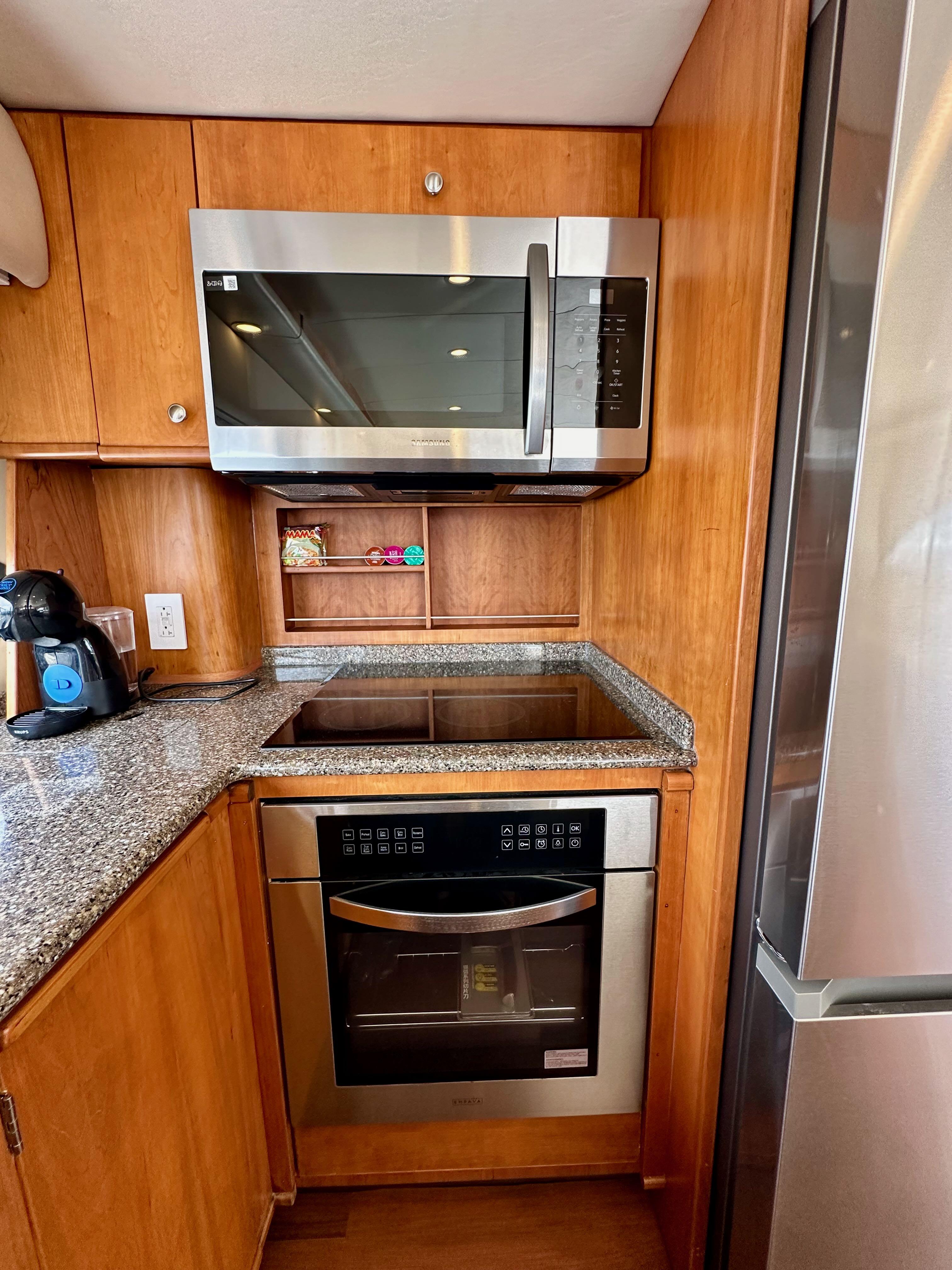 2004-meridian-580-pilothouse-power-9755701-20250411174158878-1_XLARGE