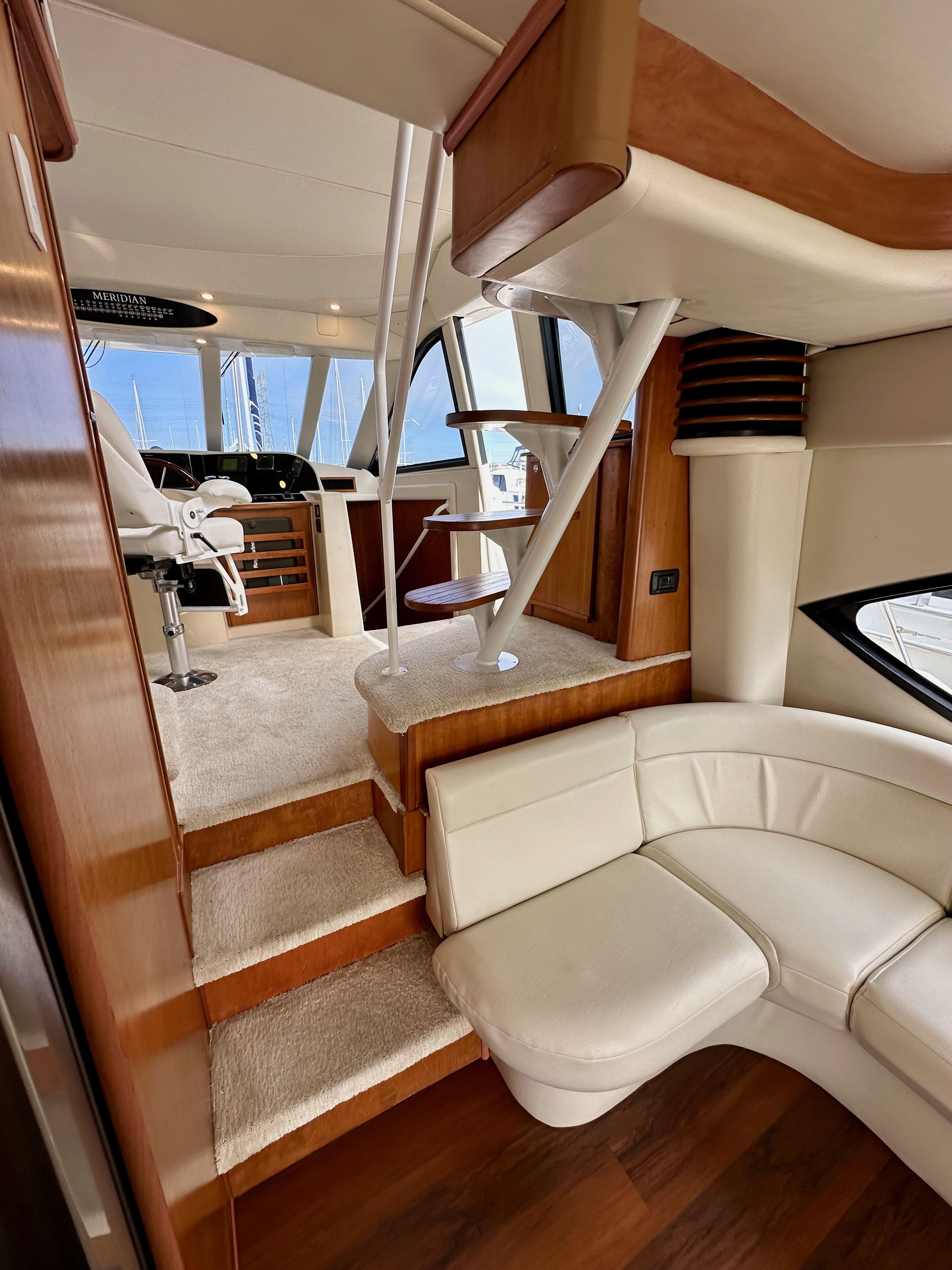 2004-meridian-580-pilothouse-power-9755701-20250411174205554-1_XLARGE