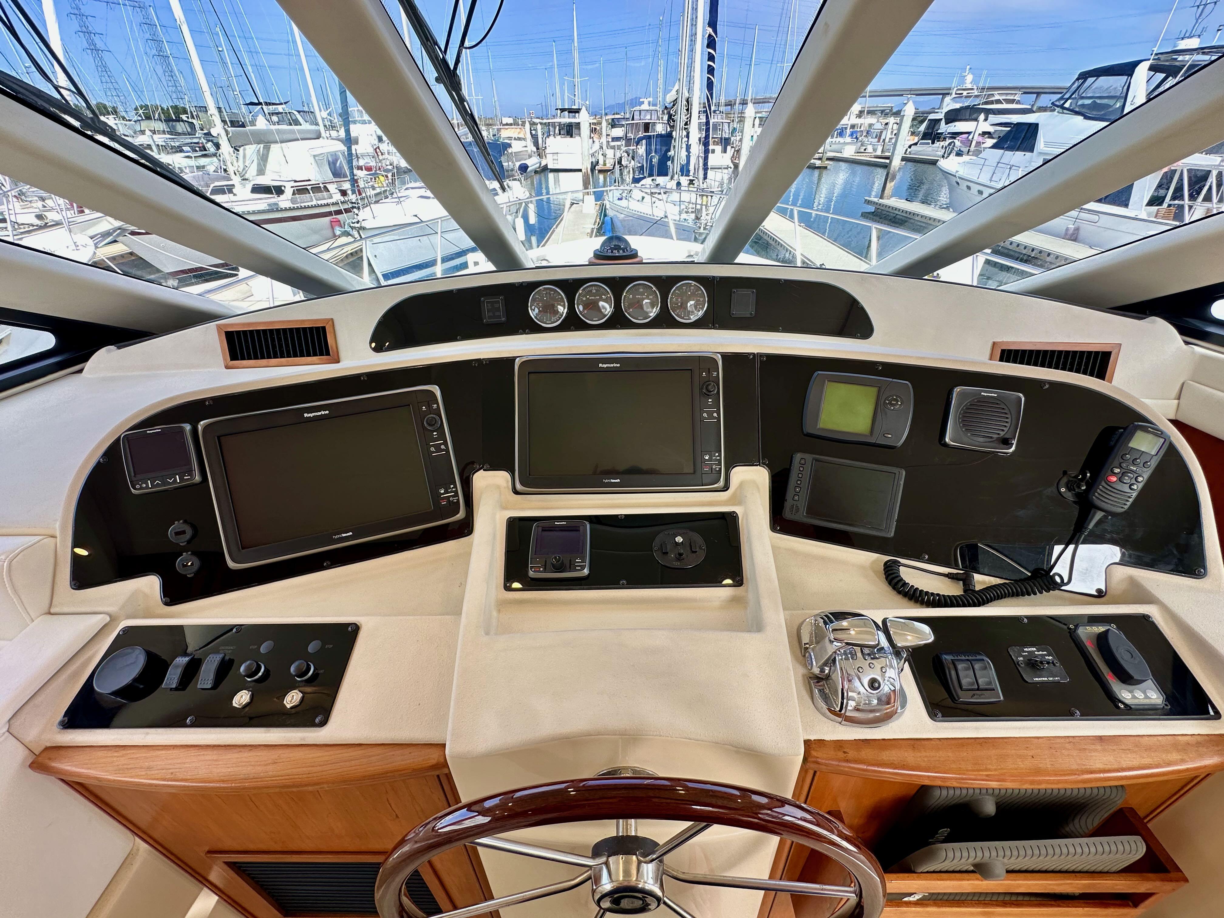 2004-meridian-580-pilothouse-power-9755701-20250411174214908-1_XLARGE