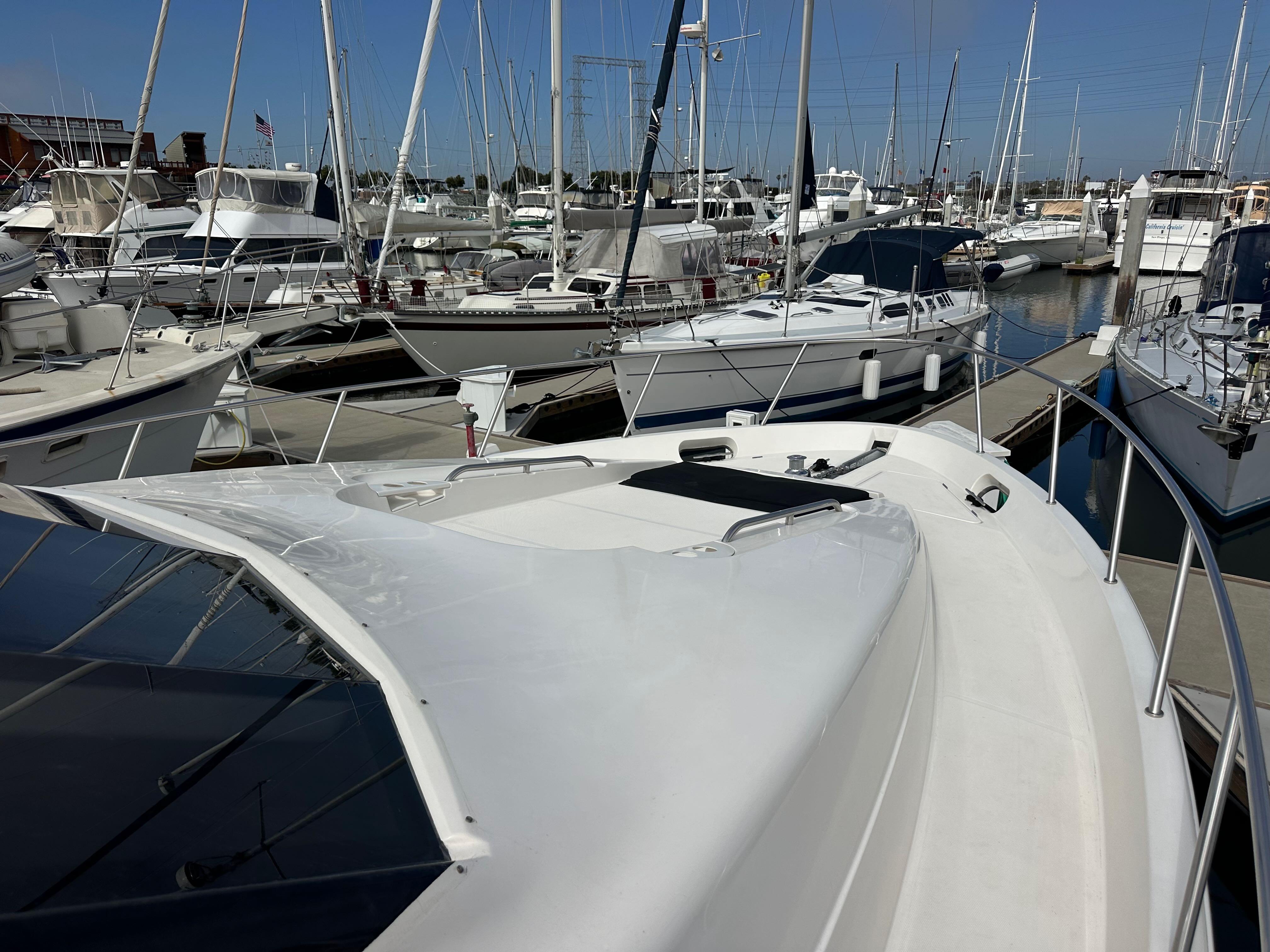 2004-meridian-580-pilothouse-power-9755701-20250411174236213-1_XLARGE