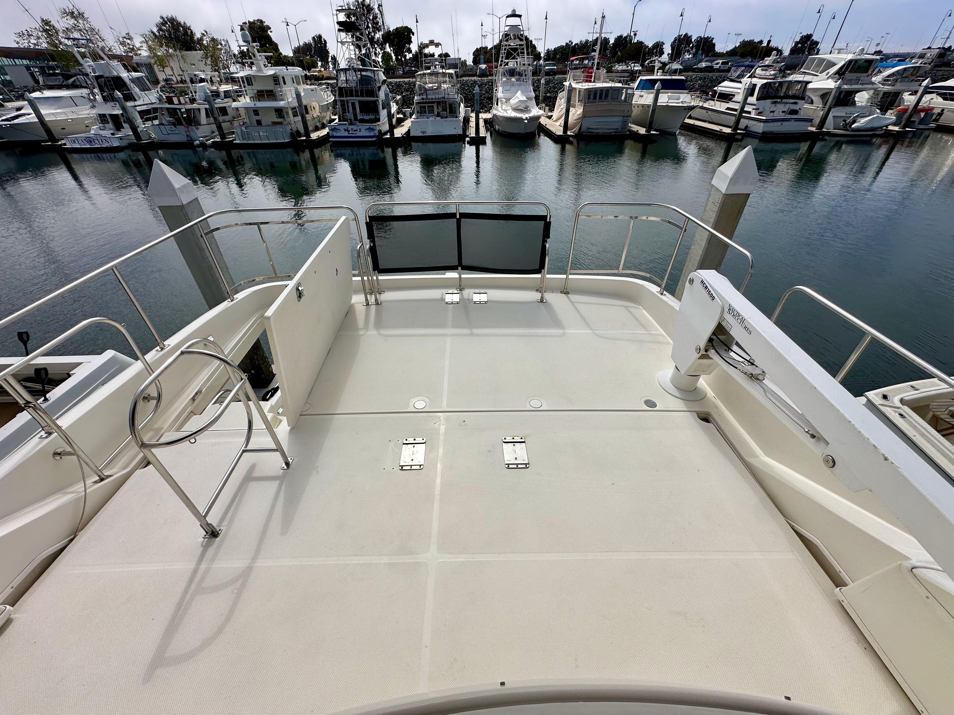 2004-meridian-580-pilothouse-power-9755701-20250411174313501-1_XLARGE