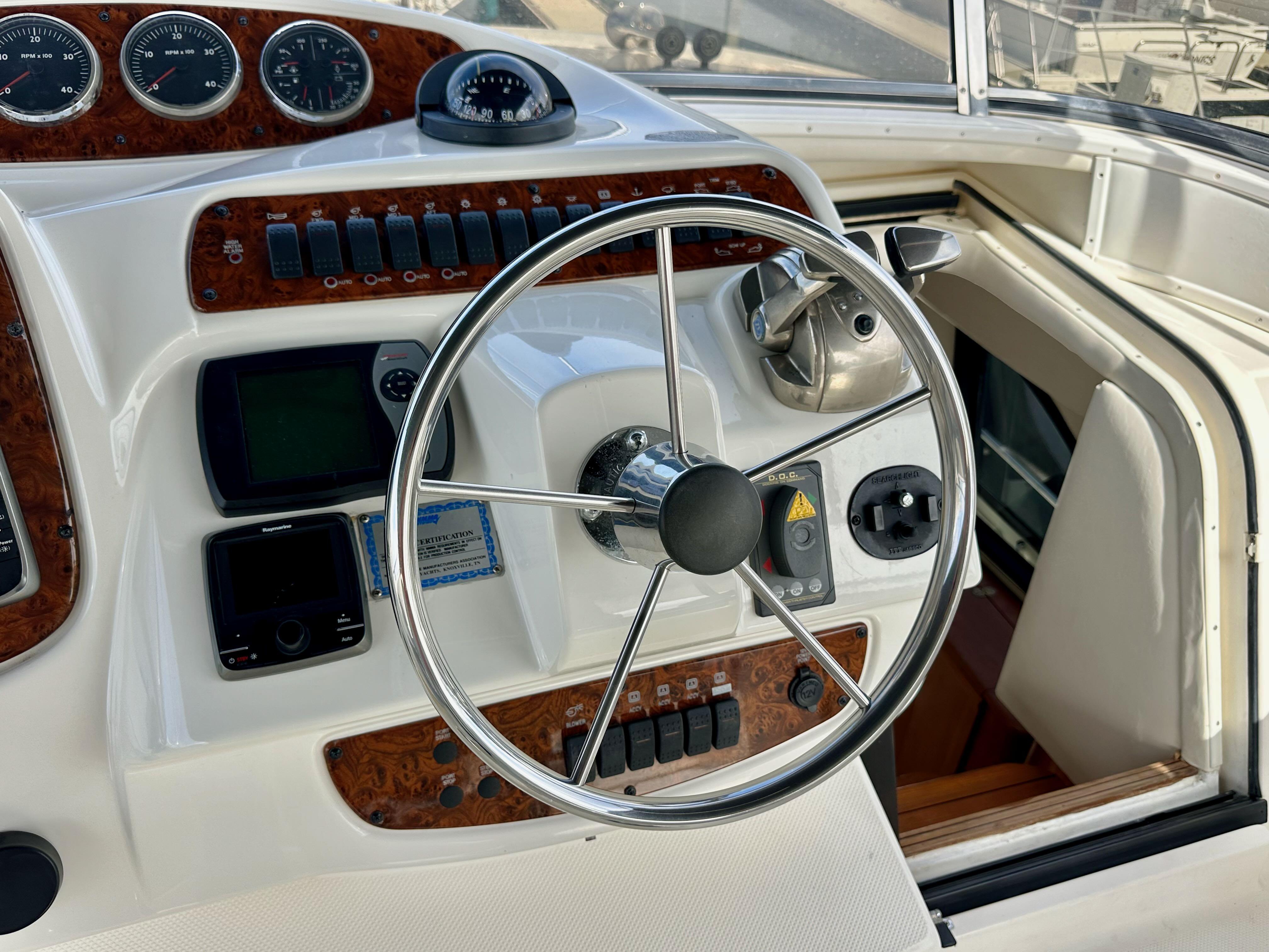 2004-meridian-580-pilothouse-power-9755701-20250411174342550-1_XLARGE