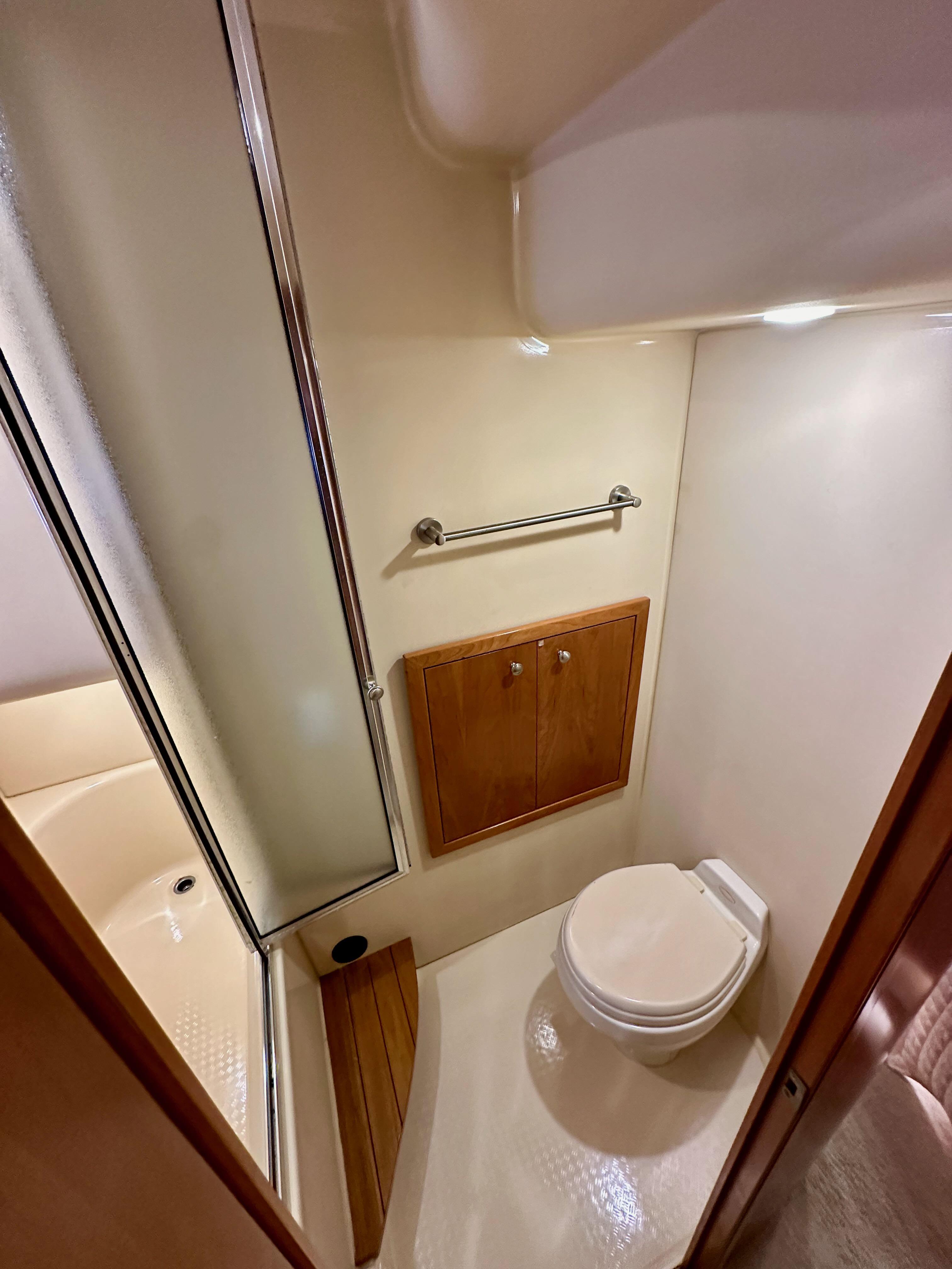 Image [113] of 2004 Meridian 580 Pilothouse
