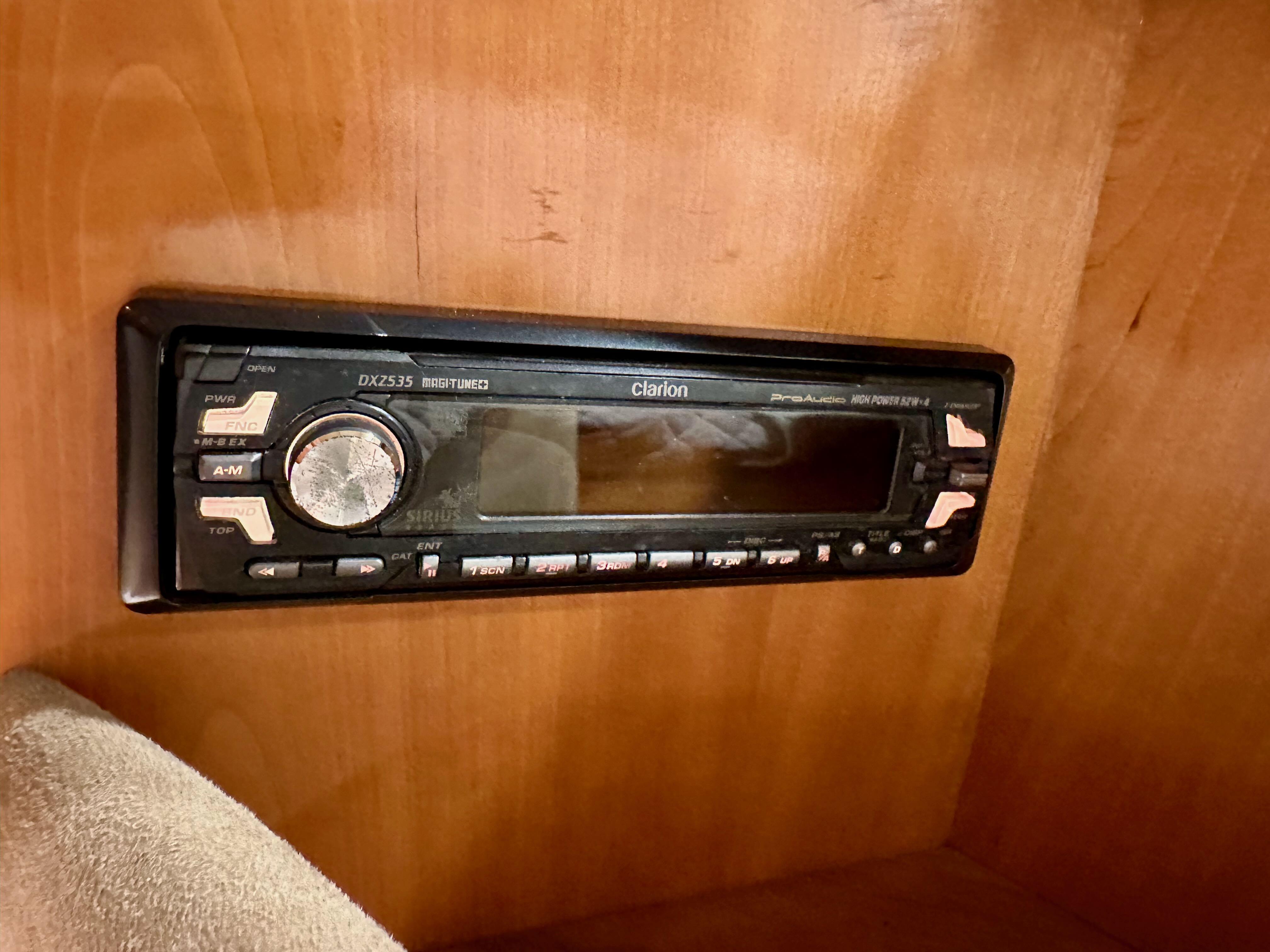 Image [126] of 2004 Meridian 580 Pilothouse
