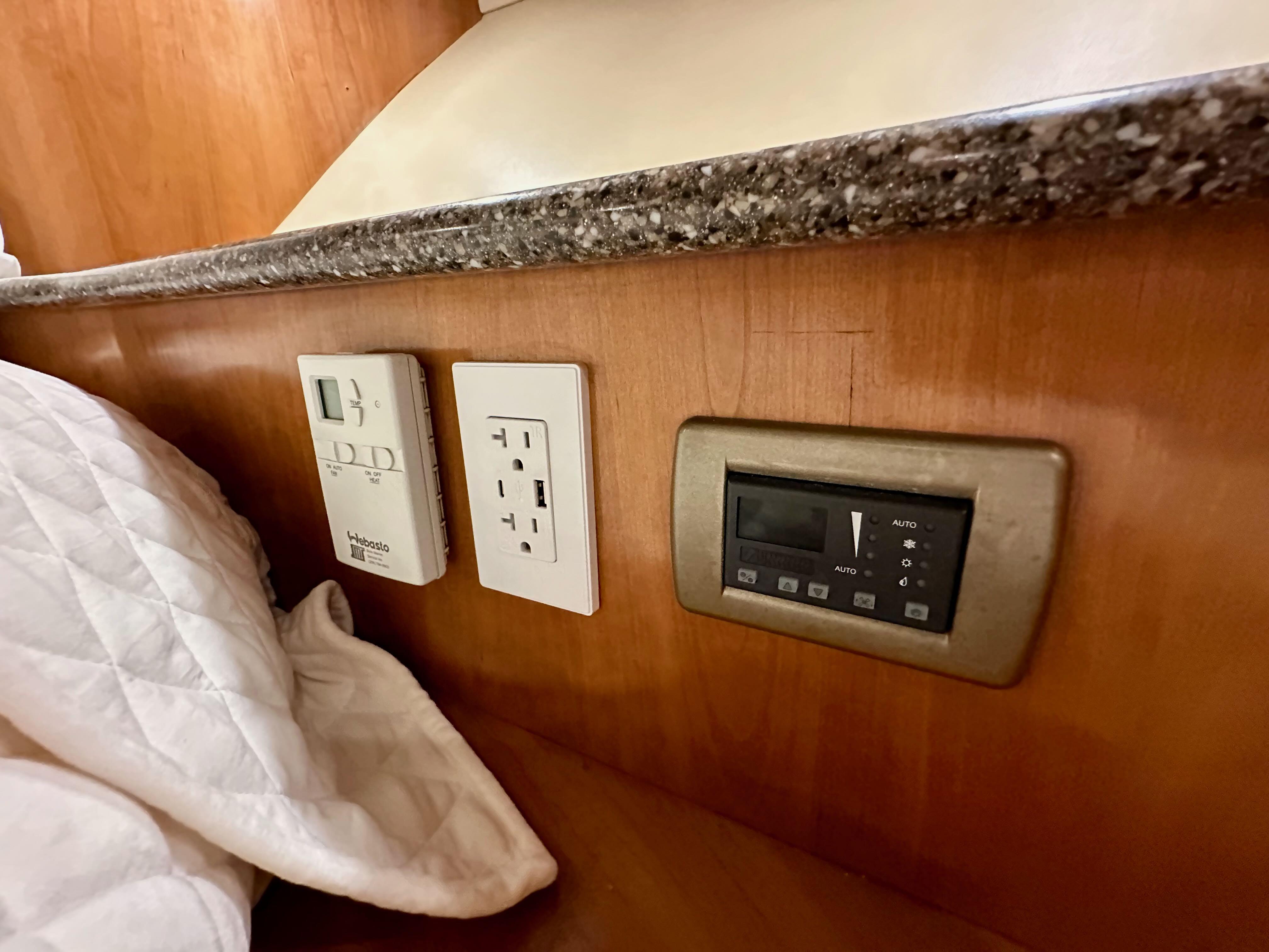 Image [130] of 2004 Meridian 580 Pilothouse
