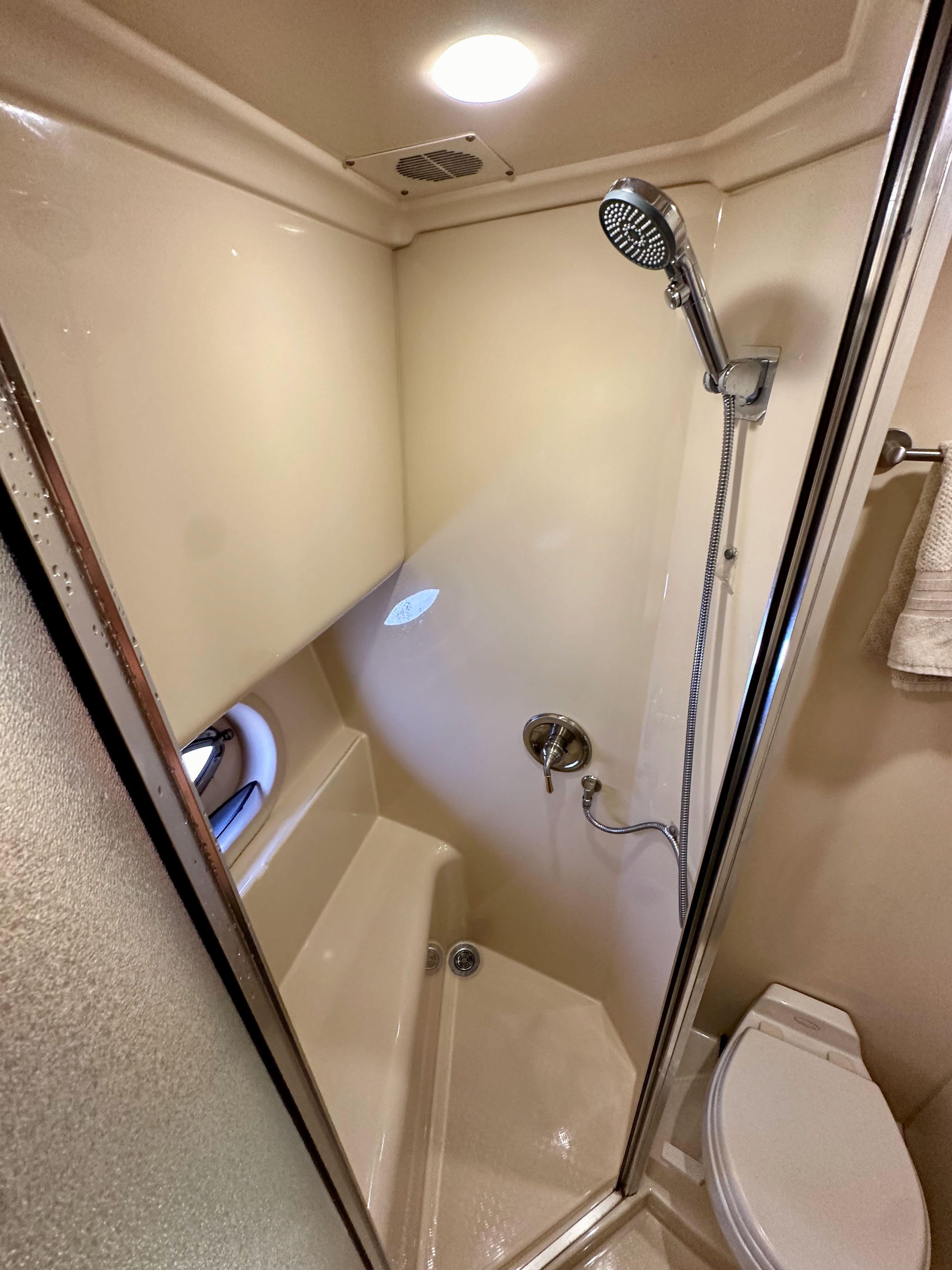 Image [134] of 2004 Meridian 580 Pilothouse