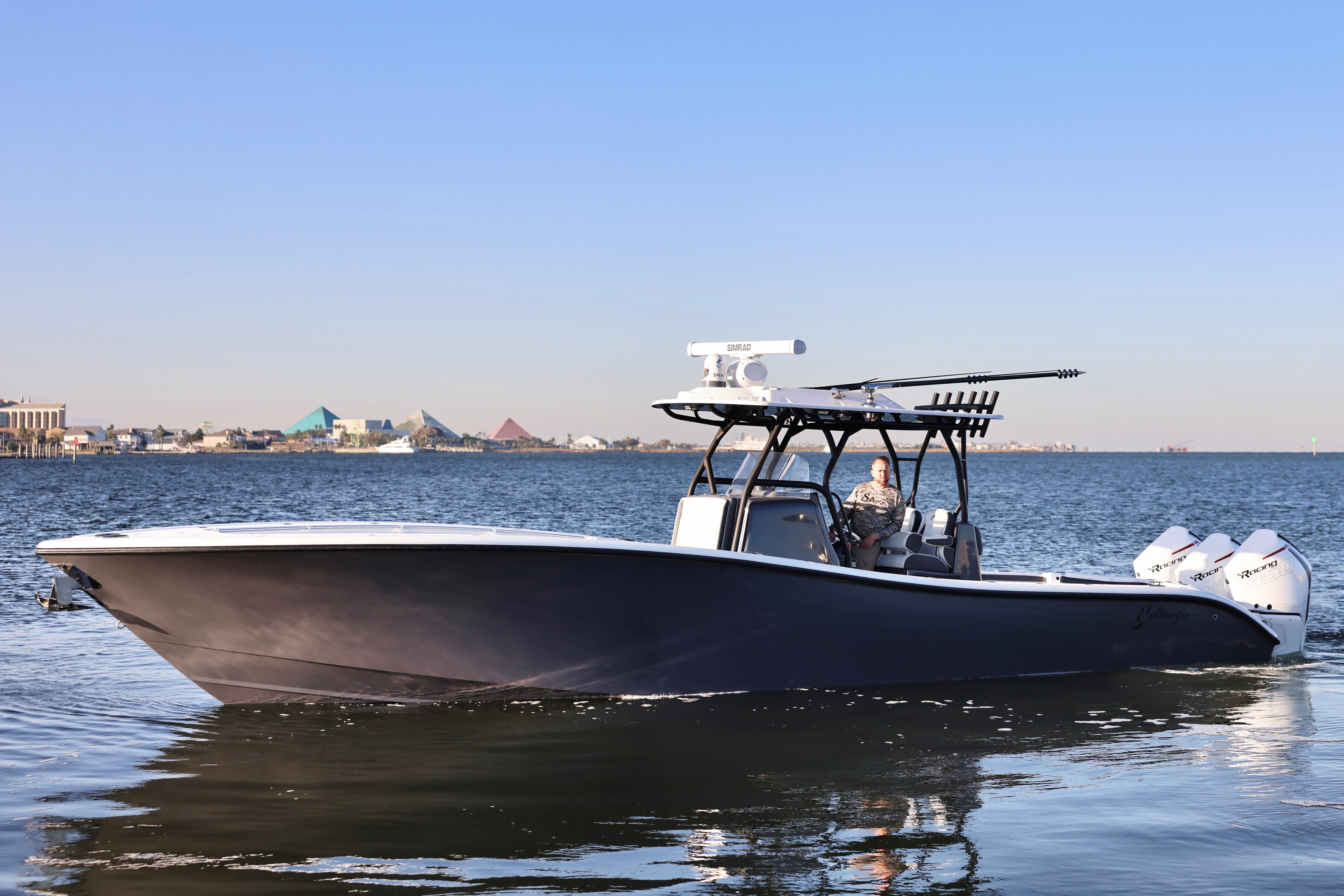 2023 Yellowfin 36 Offshore - Image 3