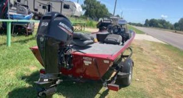 2019 Tracker Boats boat for sale, model of the boat is CLASSIC XL & Image # 2 of 3