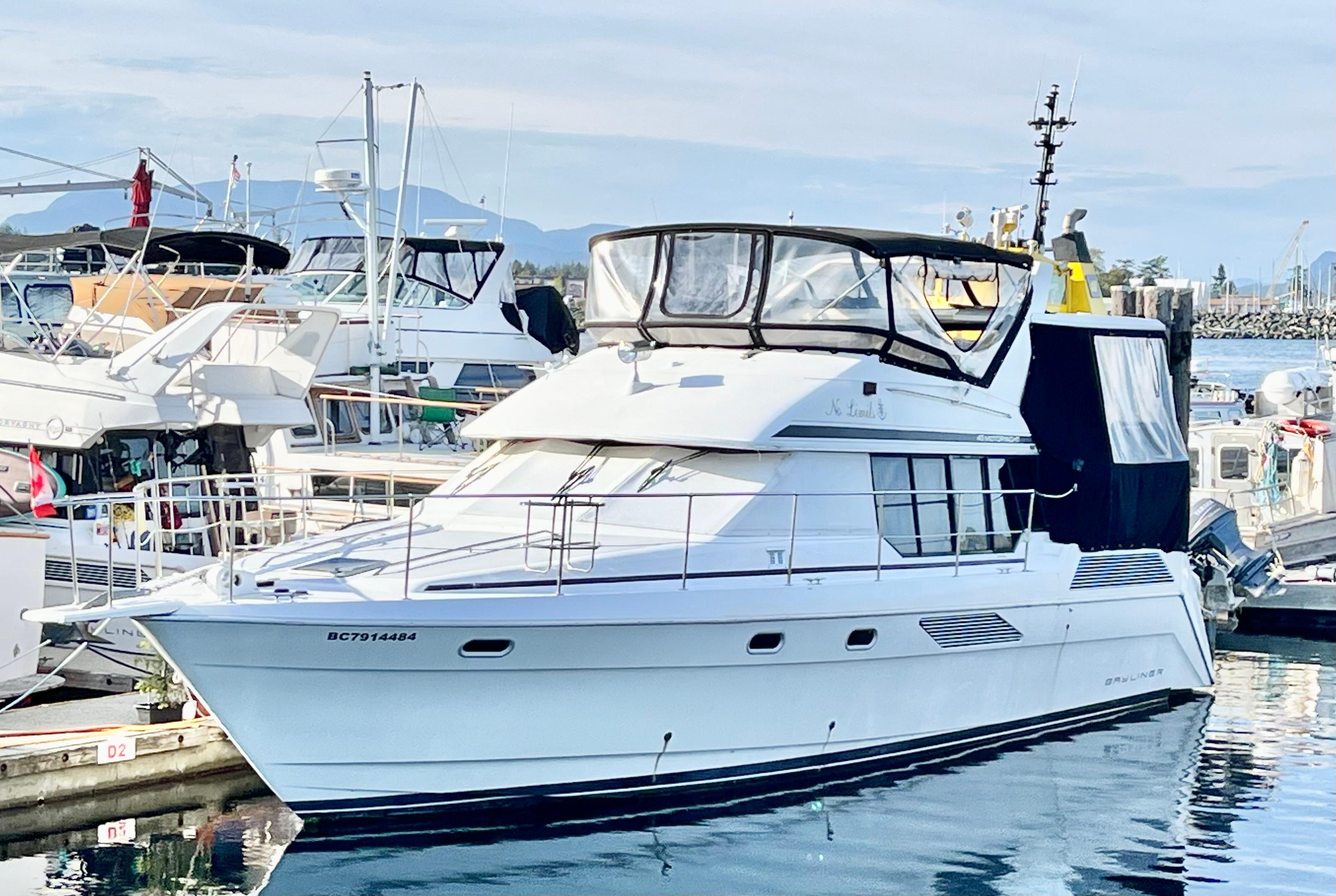 1991 Bayliner 4387 Motoryacht